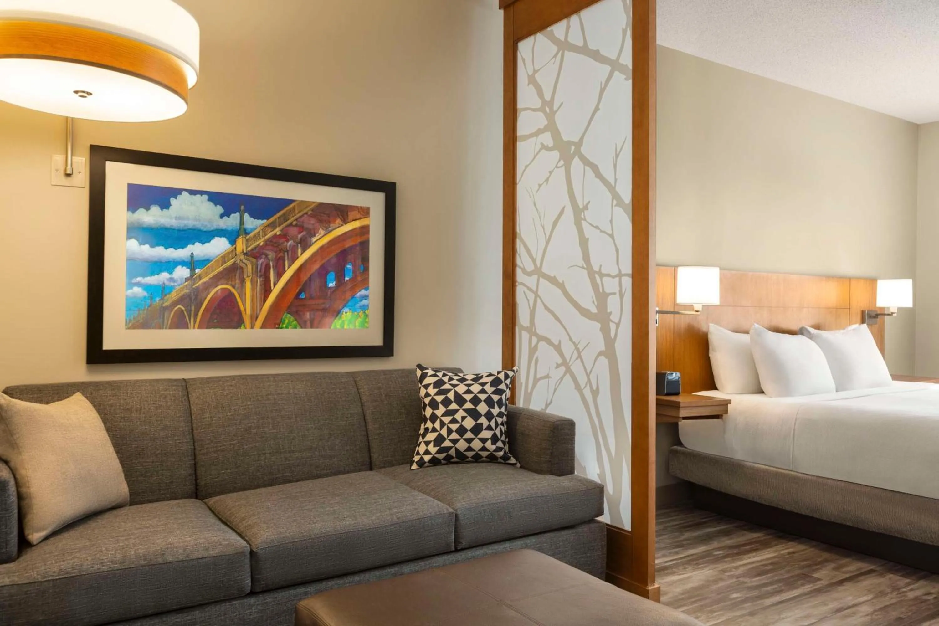 Photo of the whole room, Bed in Hyatt Place Columbia/Downtown/The Vista