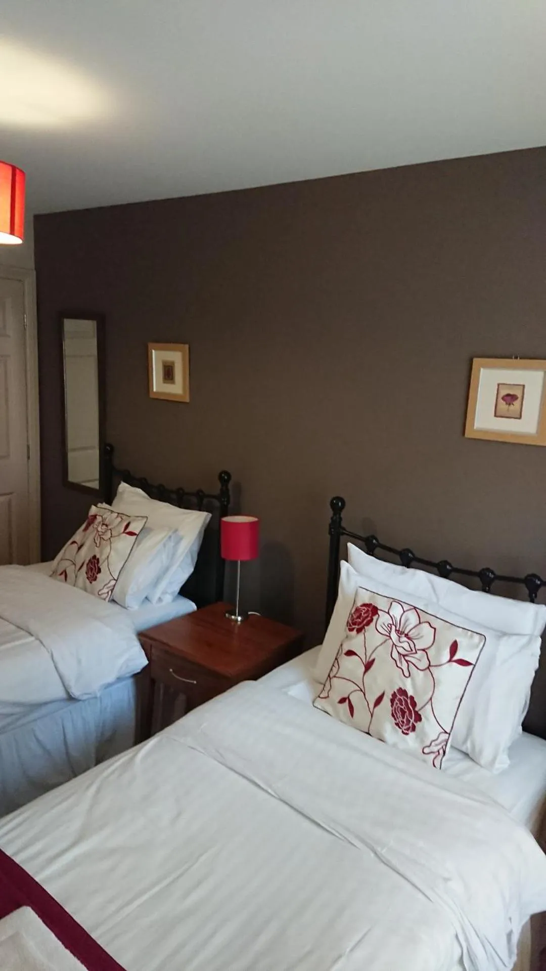 Bedroom in Victoria Cloisters Apartments