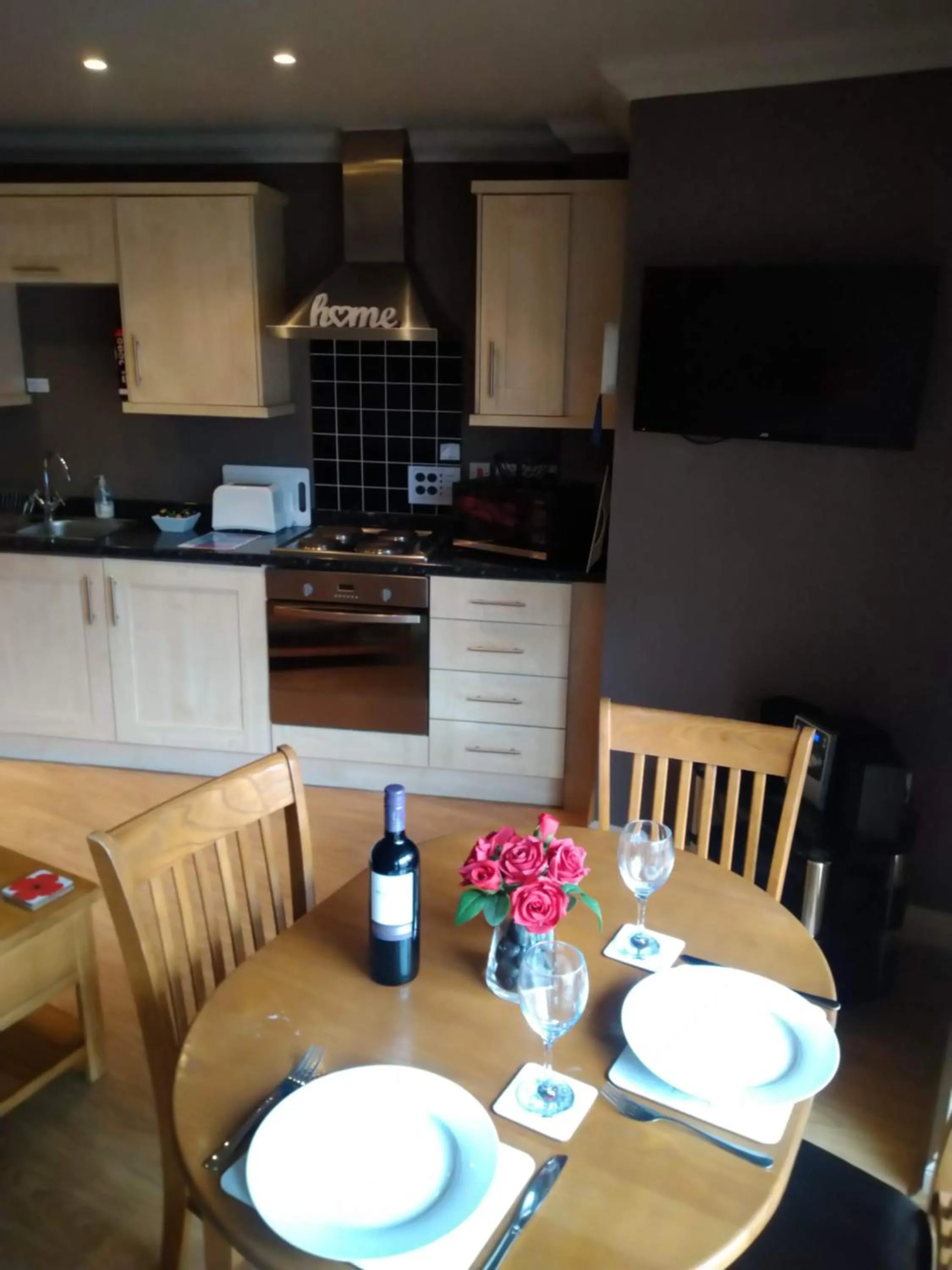 Dining area in Victoria Cloisters Apartments