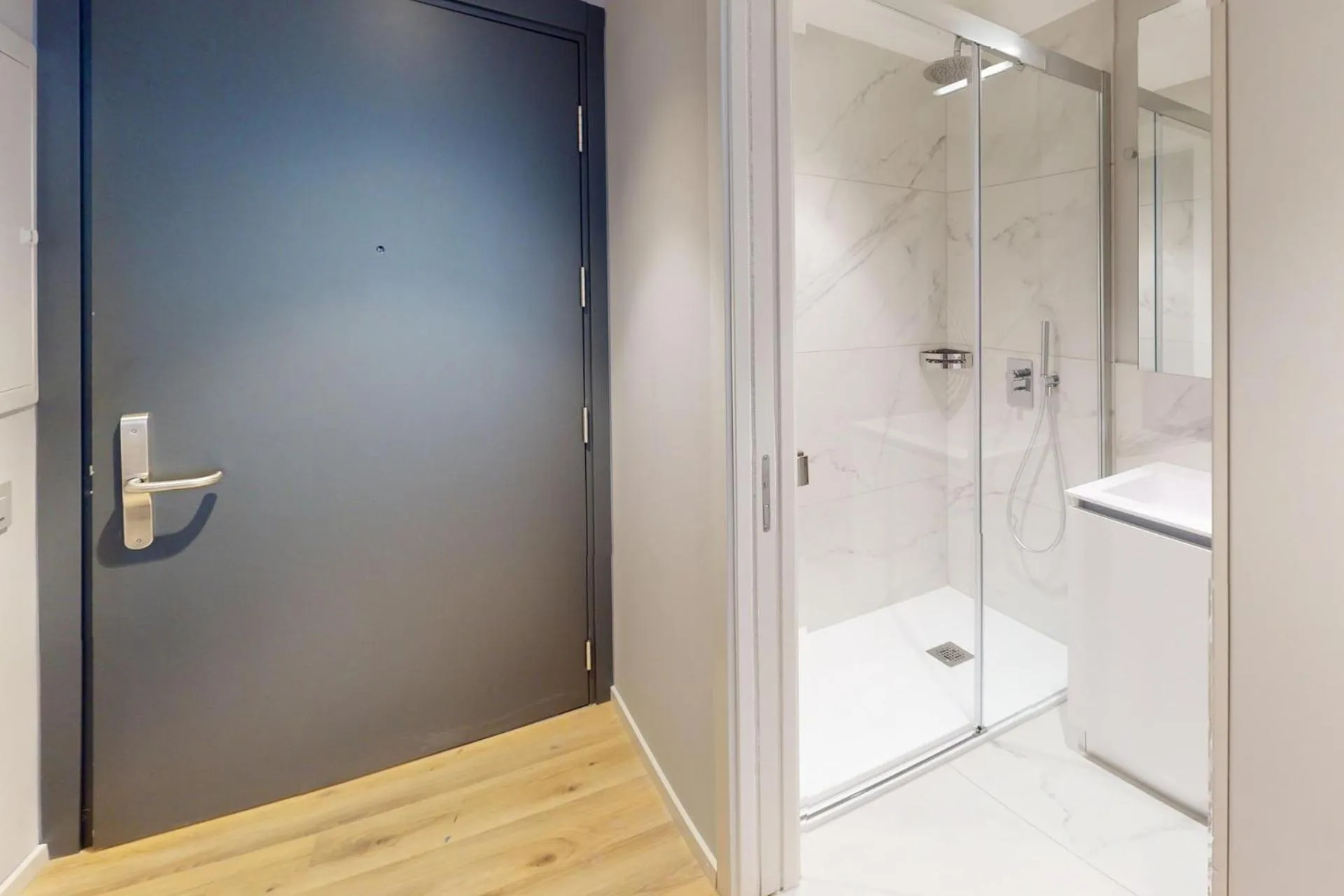 Bathroom in City Pop 2Night Zürich City - Self check-in