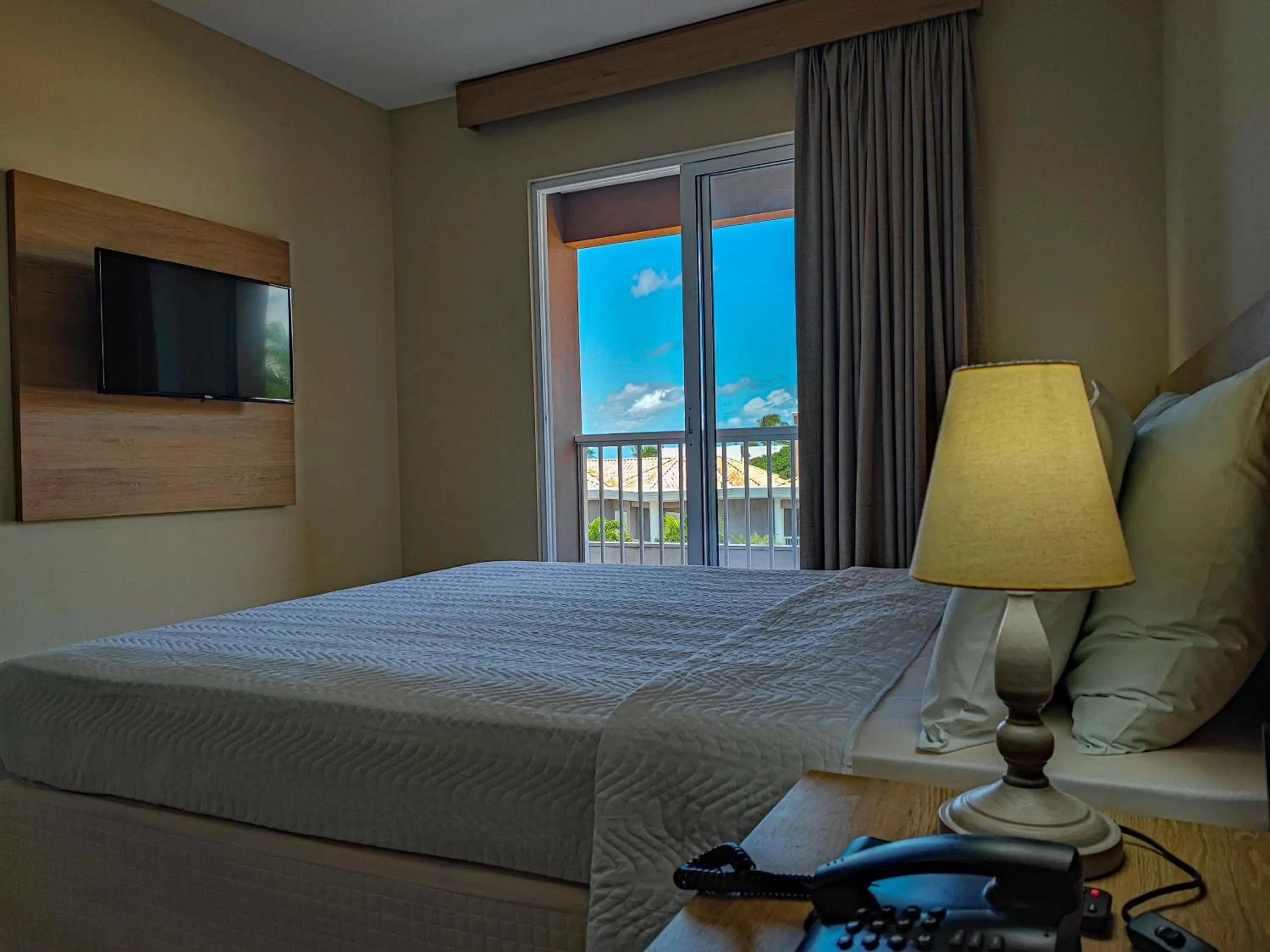 Photo of the whole room, Bed in Hotel Coral Beach