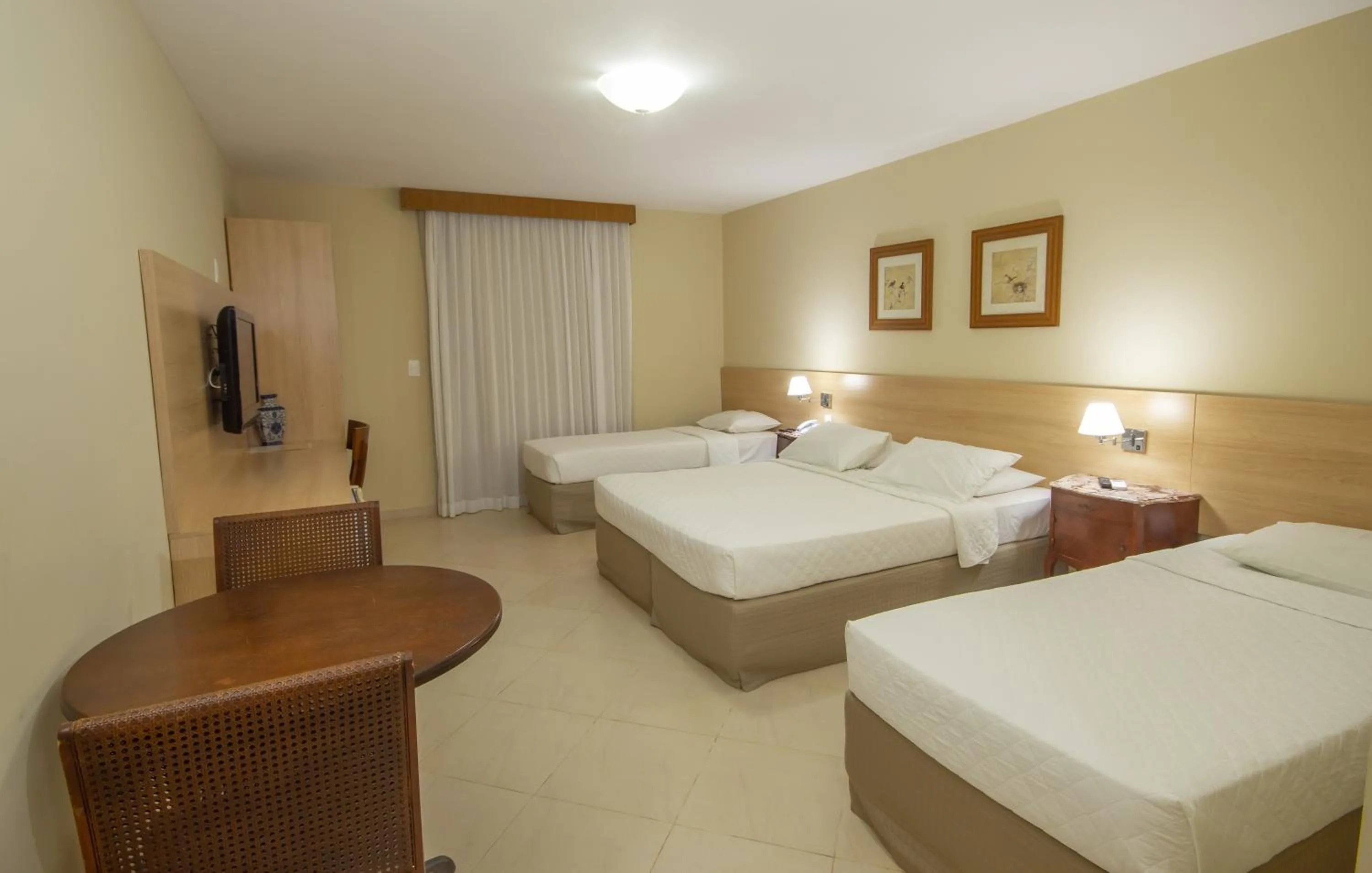 Photo of the whole room, Bed in Hotel Coral Beach