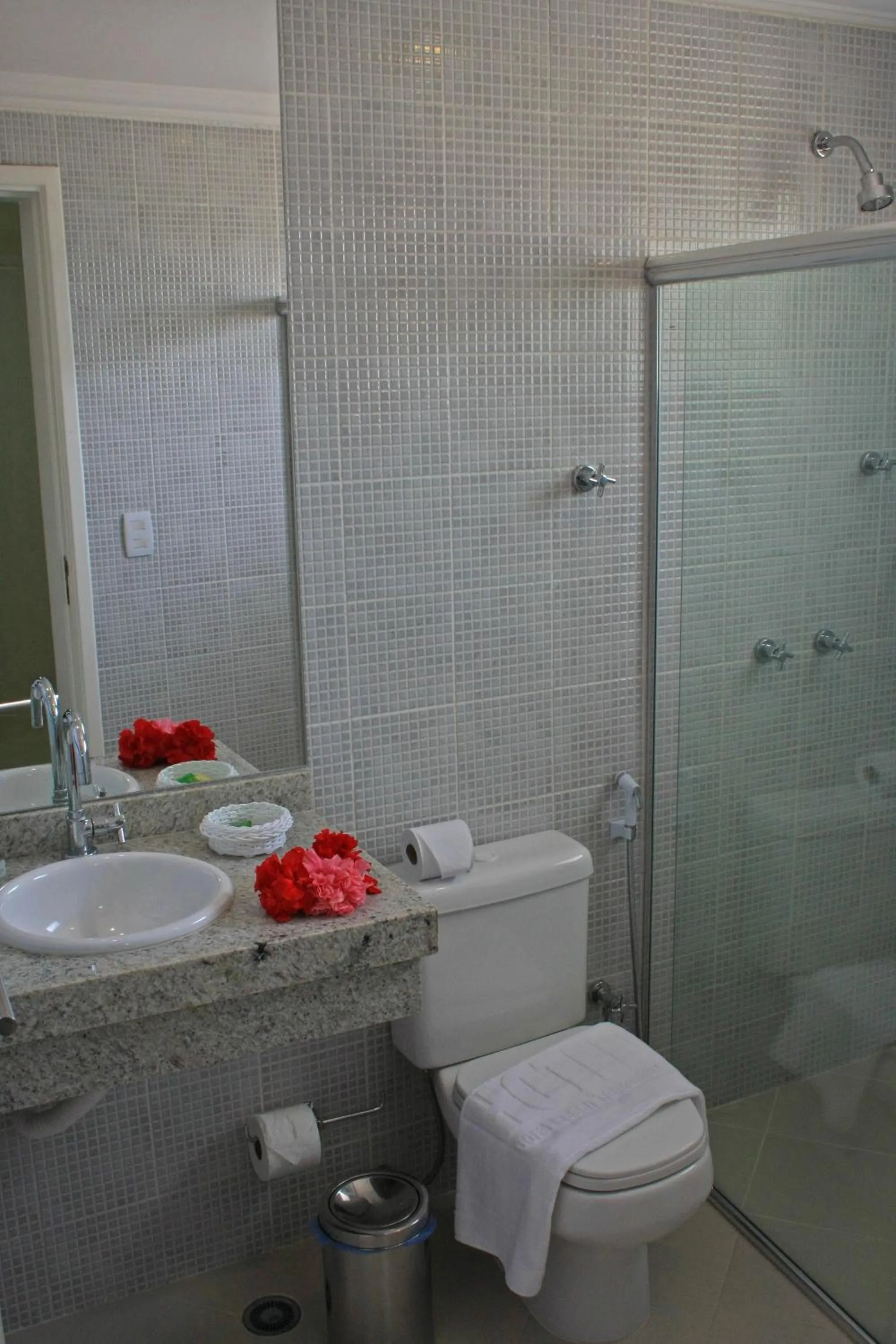 Bathroom in Hotel Coral Beach