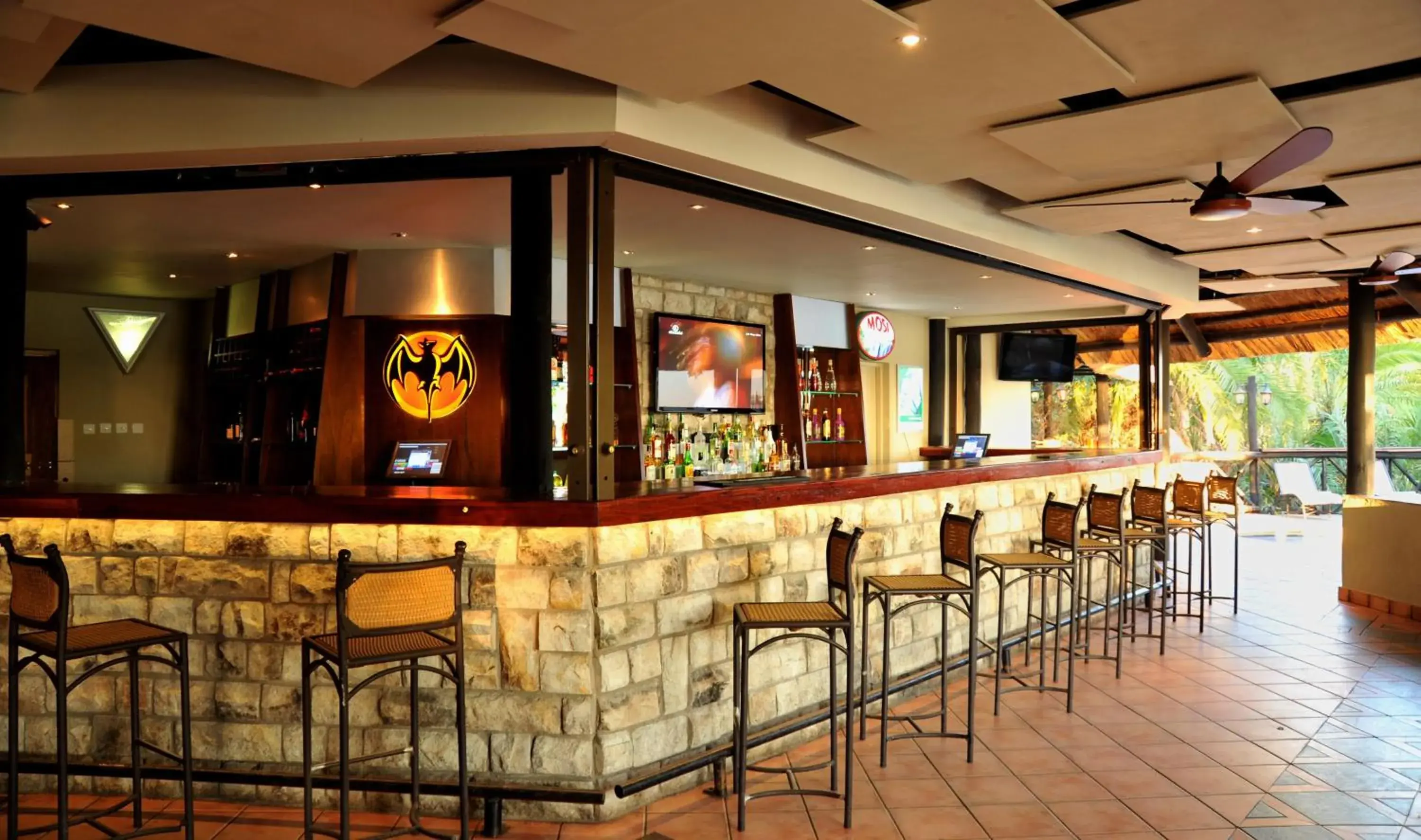 Lounge or bar in The Victoria Falls Waterfront Lounge or bar in The Victoria Falls Waterfront