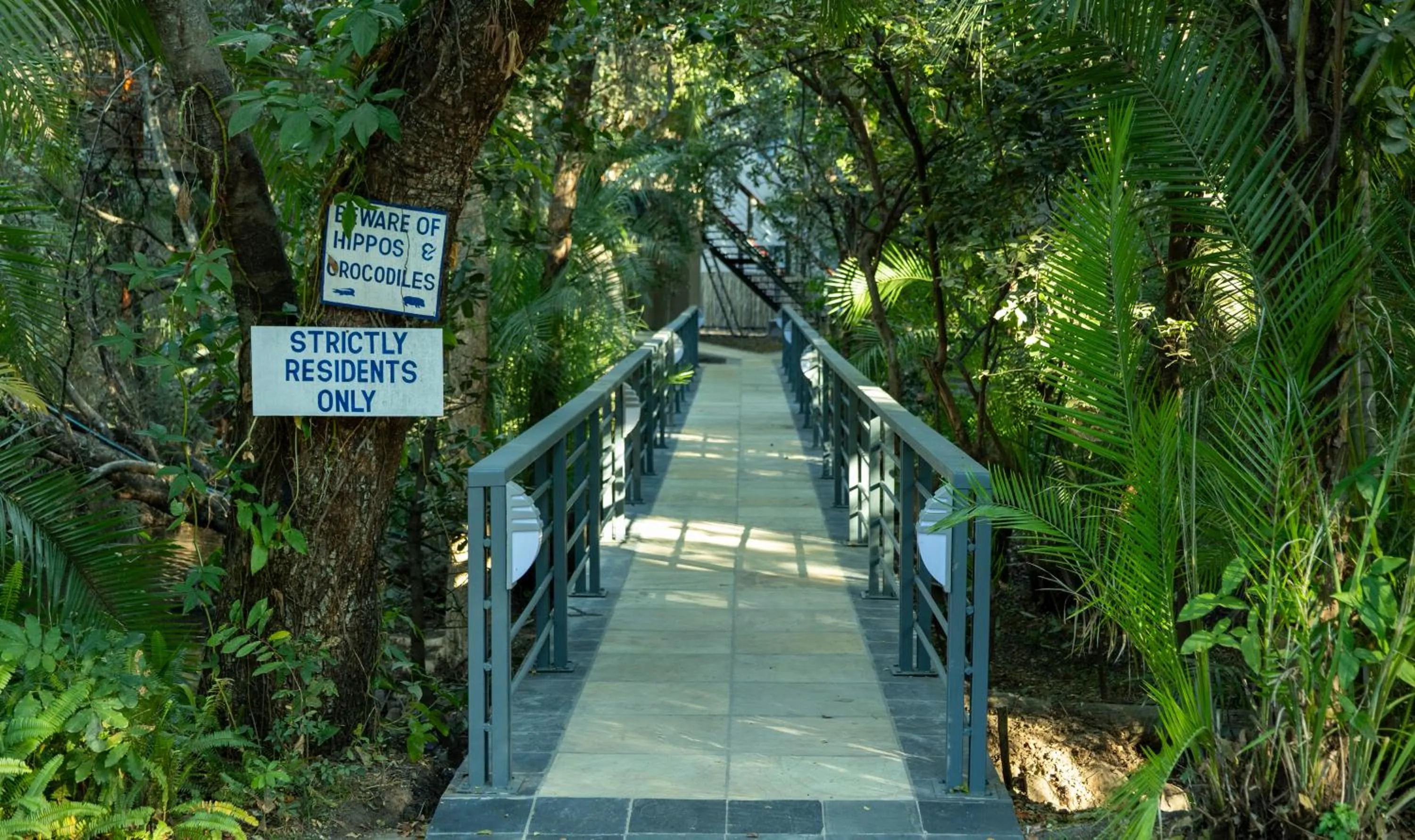Text overlay in The Victoria Falls Waterfront