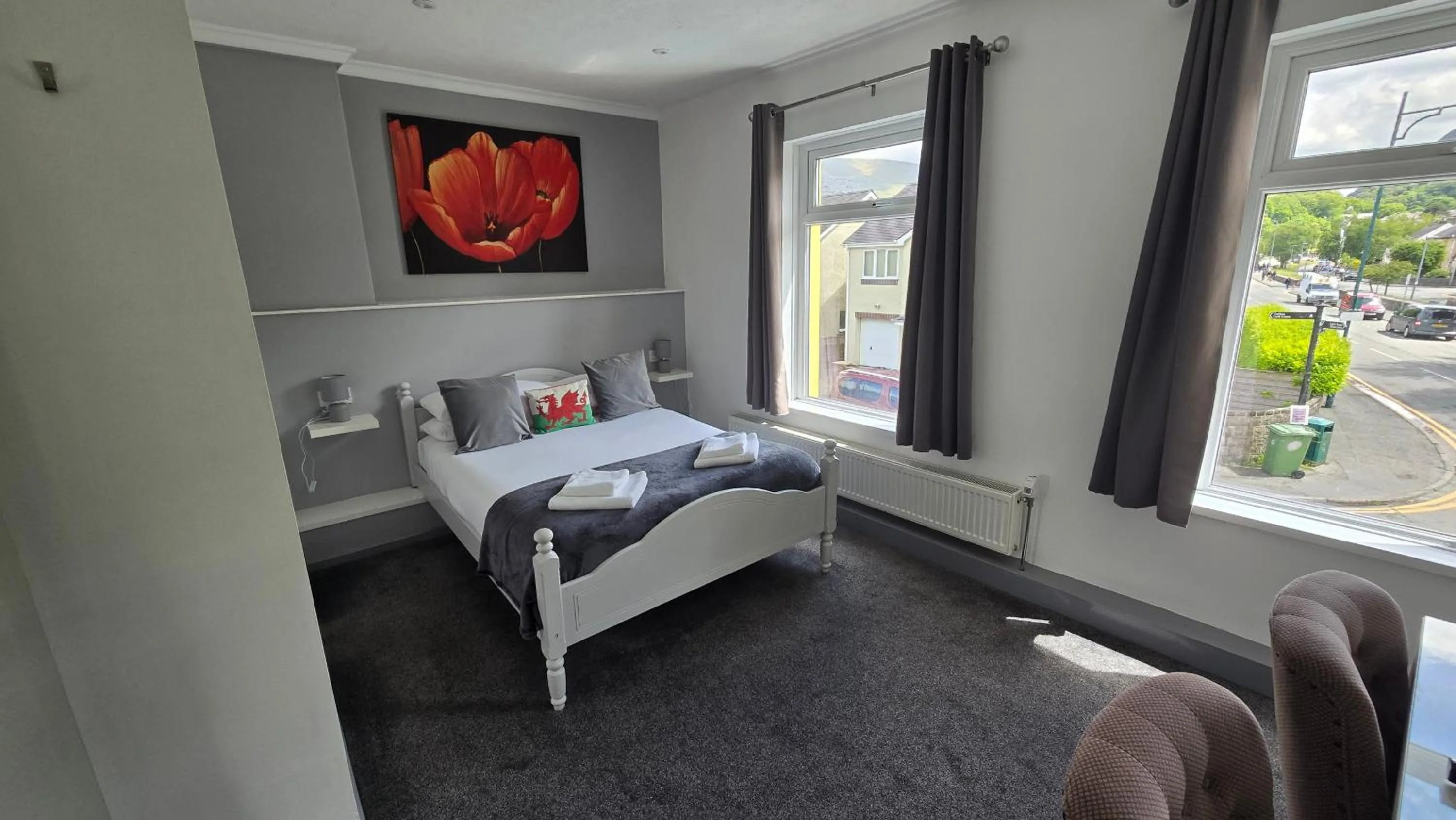 Bed in Y Gwynedd Inn