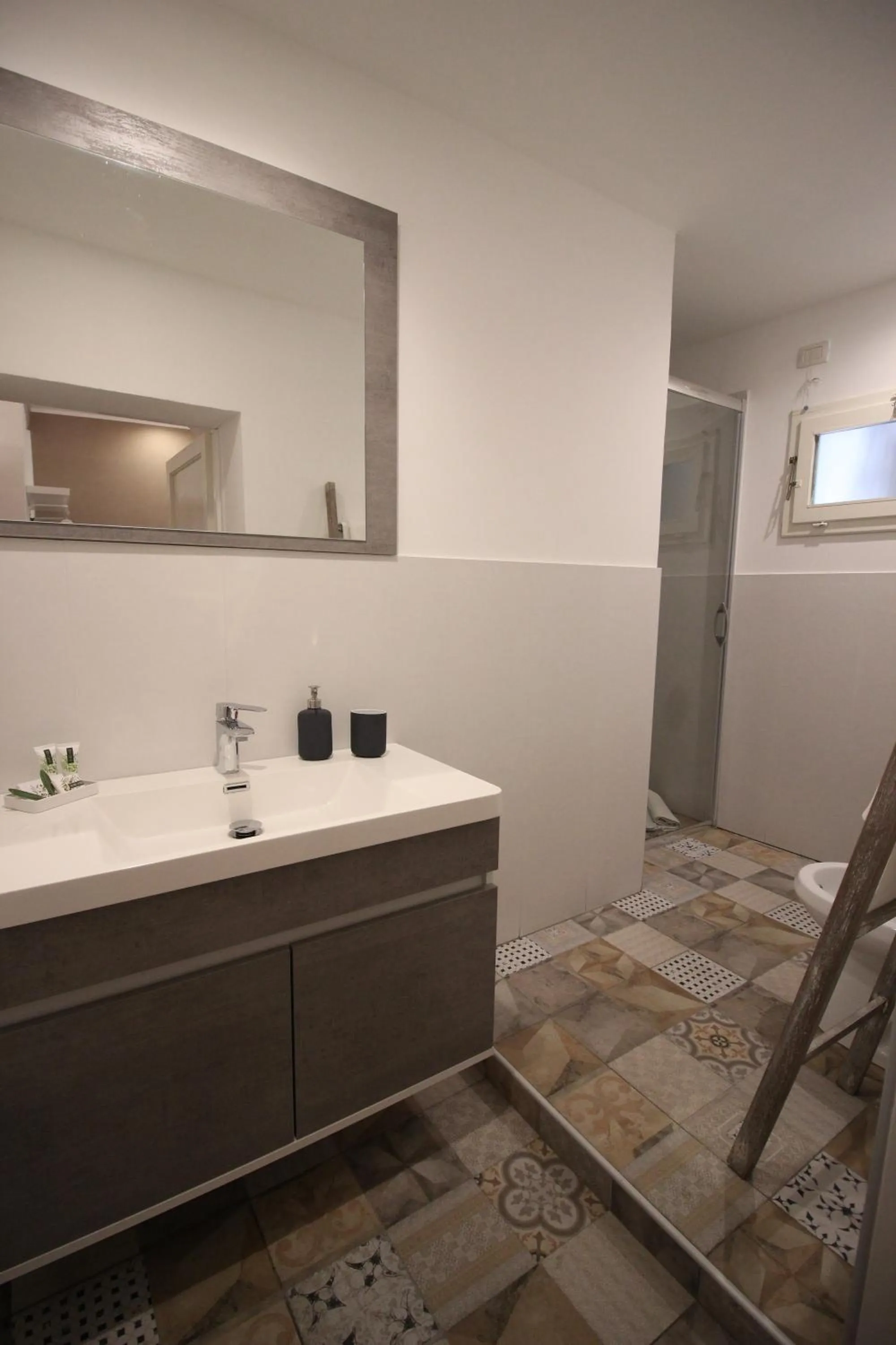 Shower in S'O Smart B&B Tropea