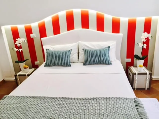 Bed in S'O Smart B&B Tropea