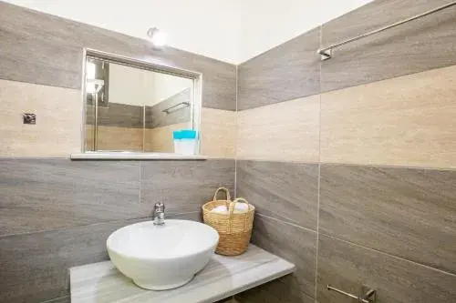 Double Room in Sun Beach Apartments Double Room in Sun Beach Apartments
