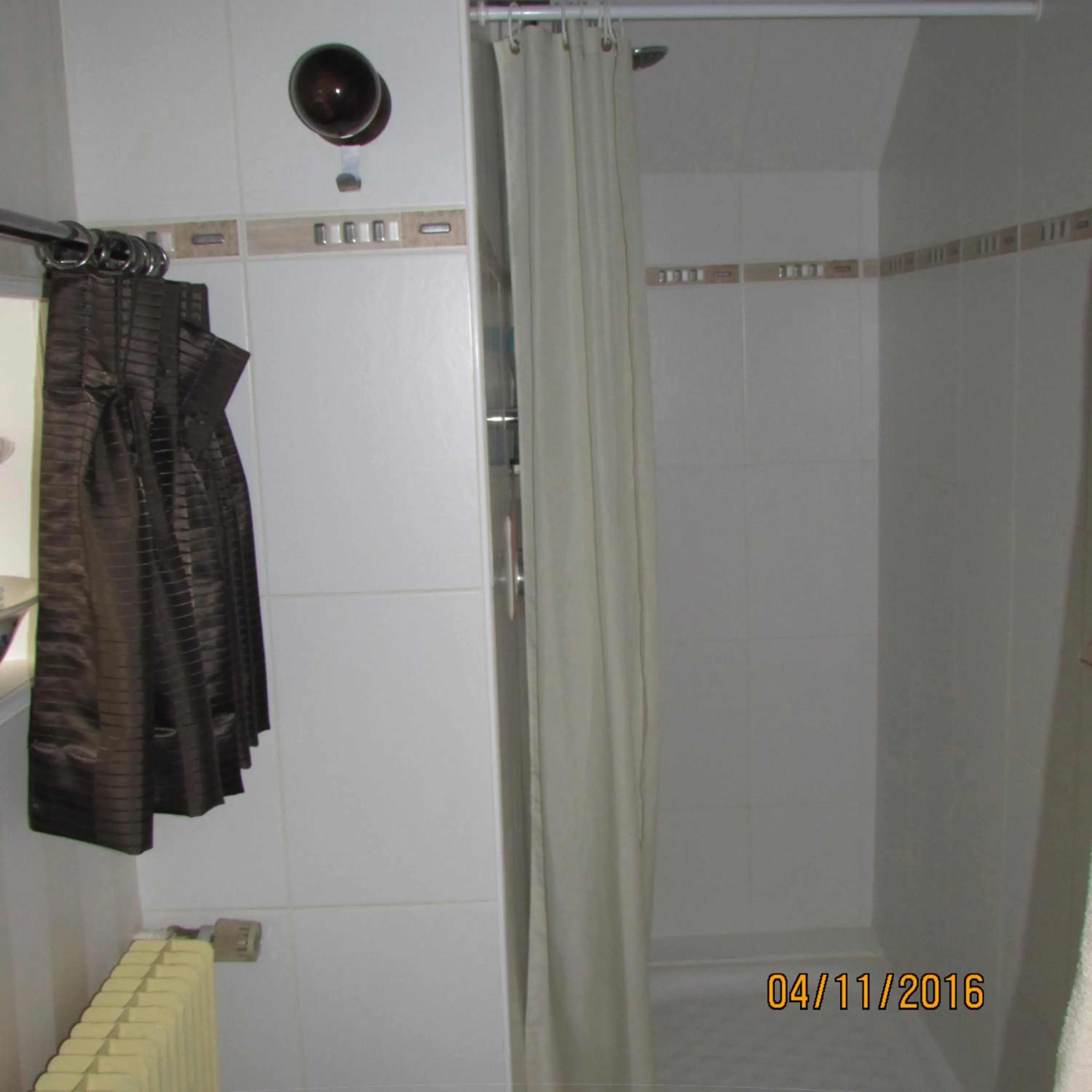 Bathroom in La Grange