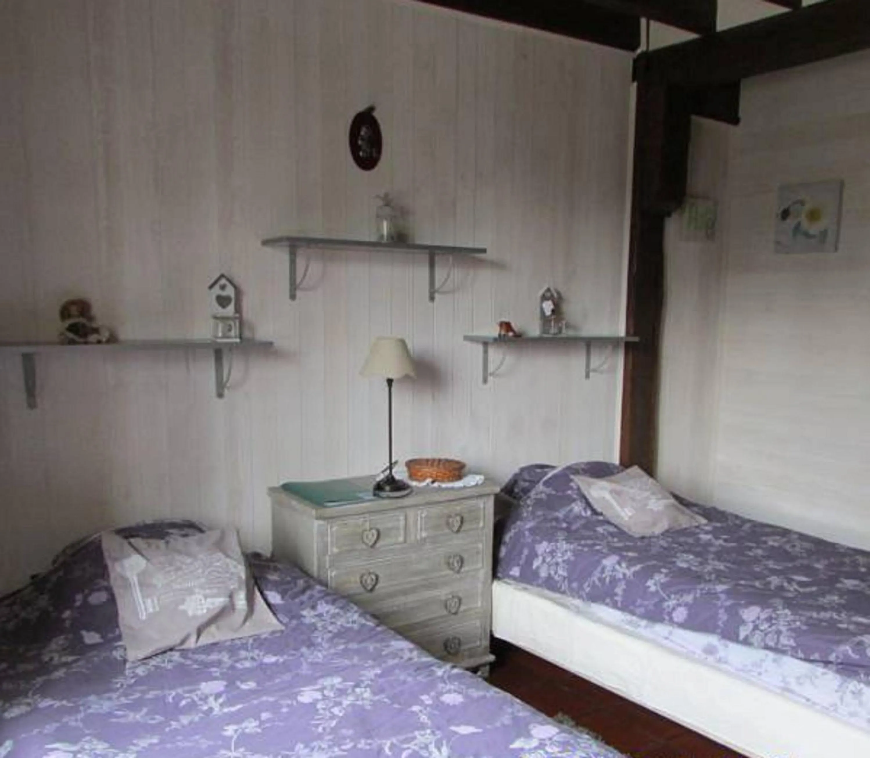 Bed in La Grange