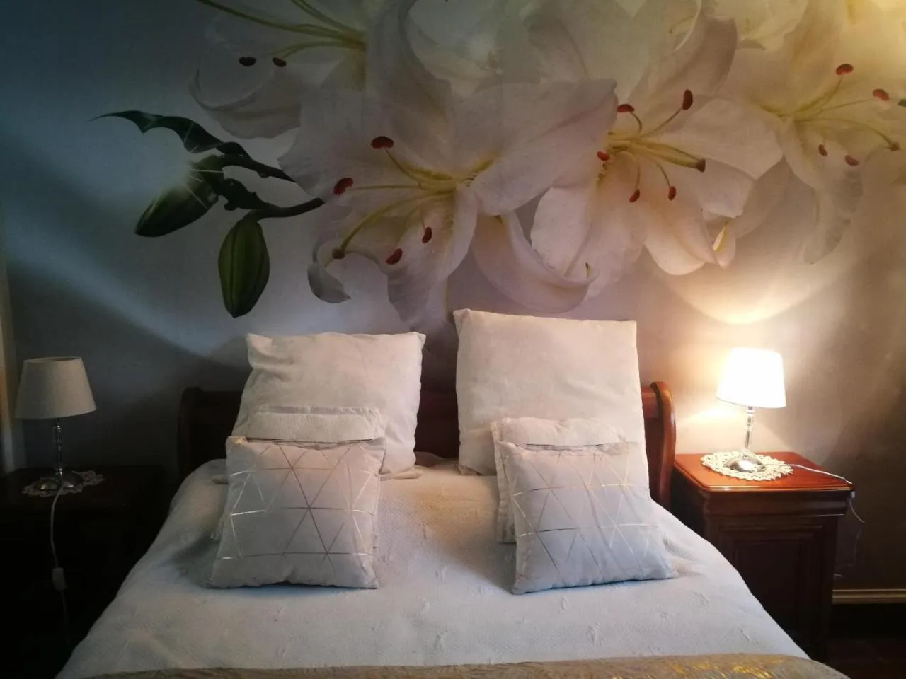 Decorative detail, Bed in La Grange