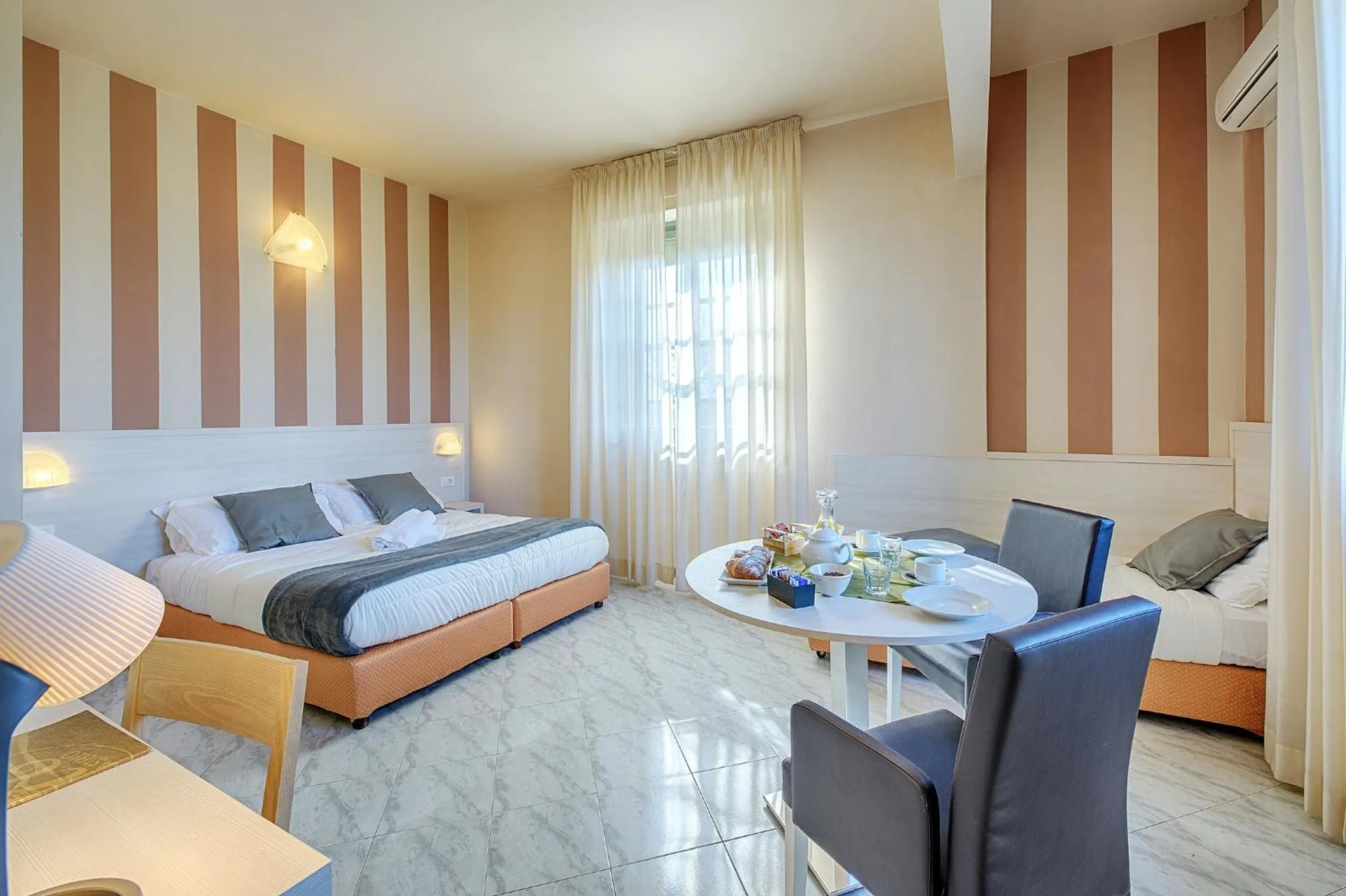 Photo of the whole room, Bed in Hotel Castello