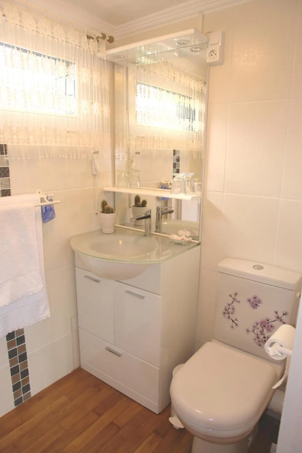 Bathroom in Les Etangs de Pitié