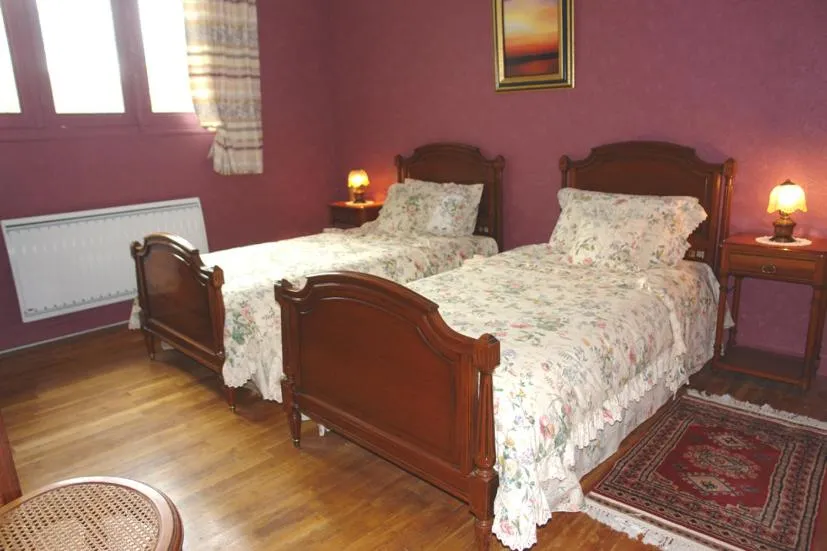 Bed in Les Etangs de Pitié