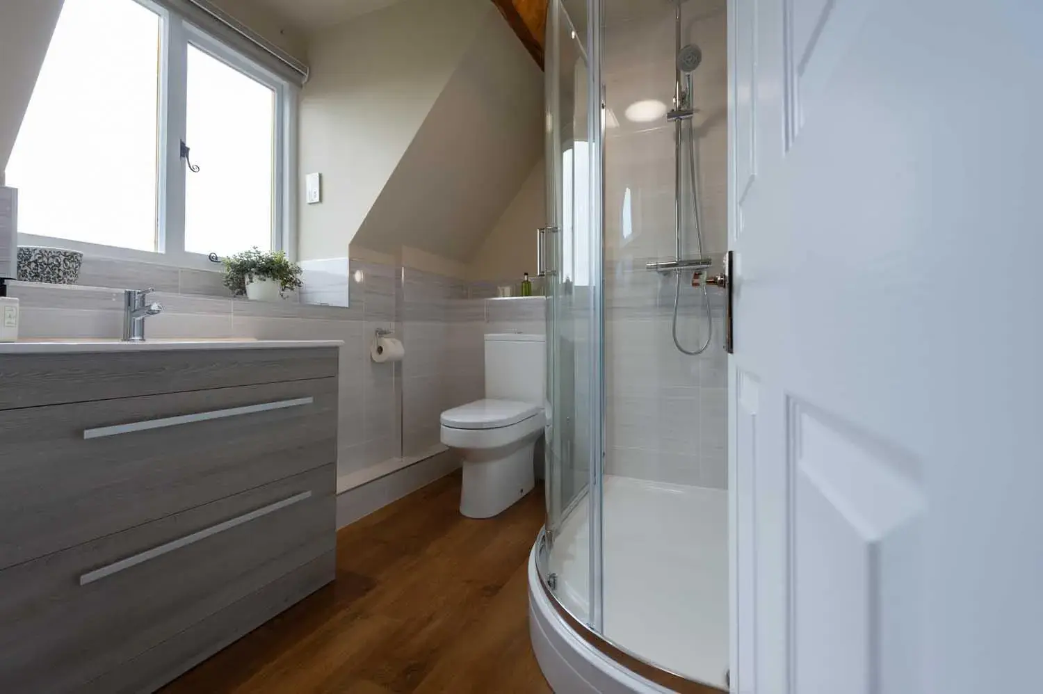 Double Room with Private Bathroom - single occupancy in The Dinney B&B Double Room with Private Bathroom - single occupancy in The Dinney B&B
