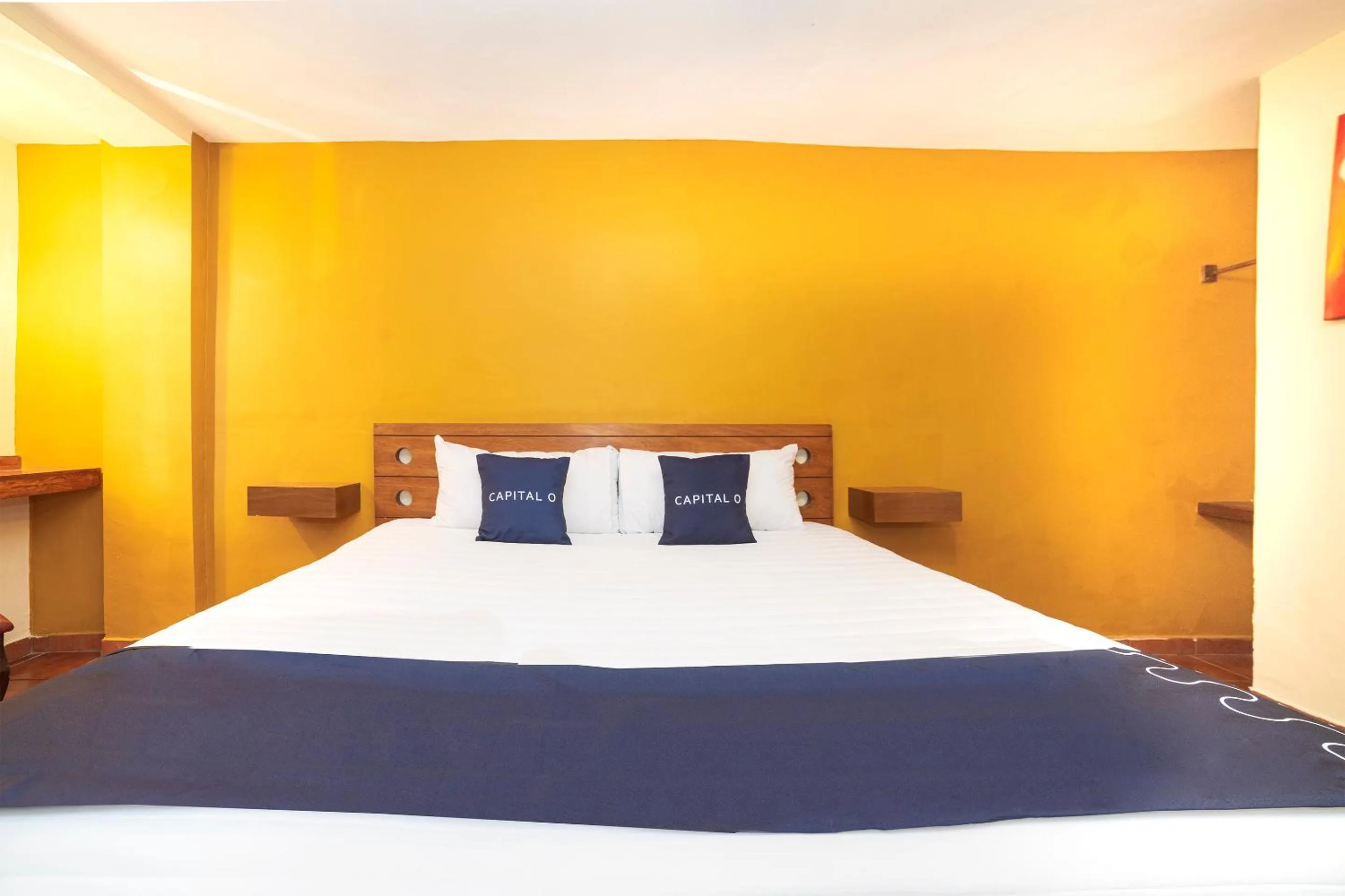 Bedroom, Bed in Capital O Hotel Casa Blanca