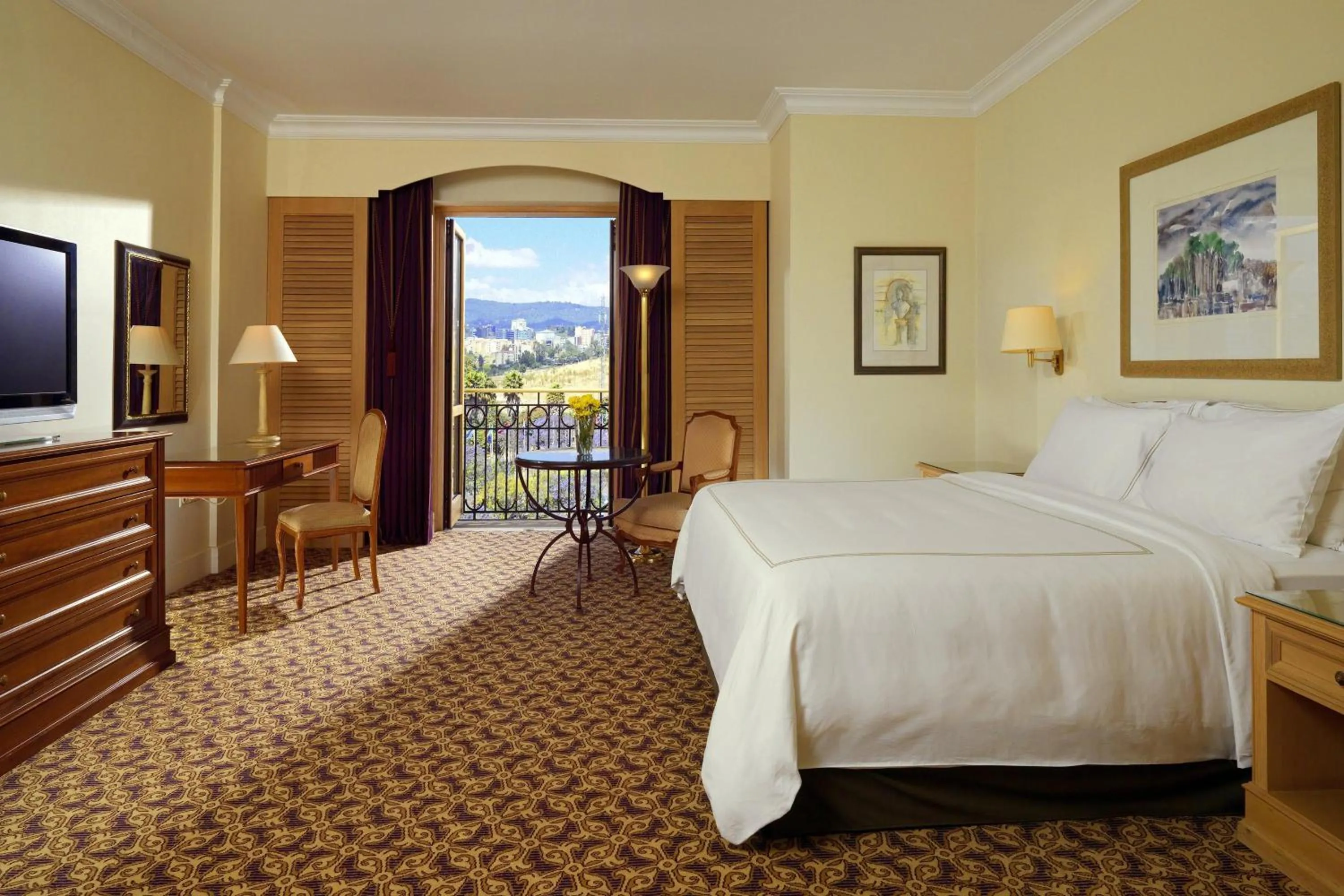 Bedroom, Bed in Sheraton Addis, a Luxury Collection Hotel, Addis Ababa