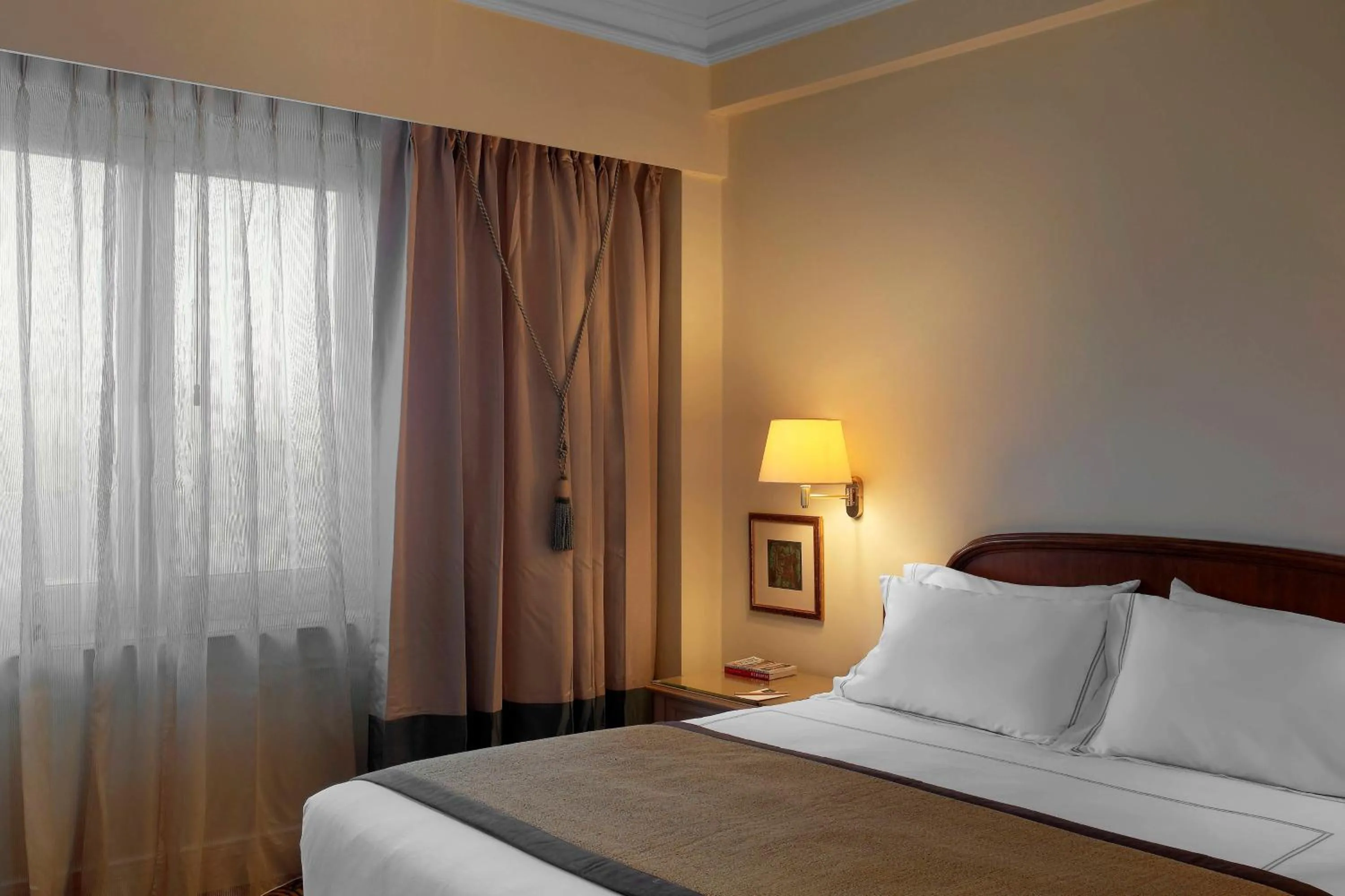 Bedroom, Bed in Sheraton Addis, a Luxury Collection Hotel, Addis Ababa