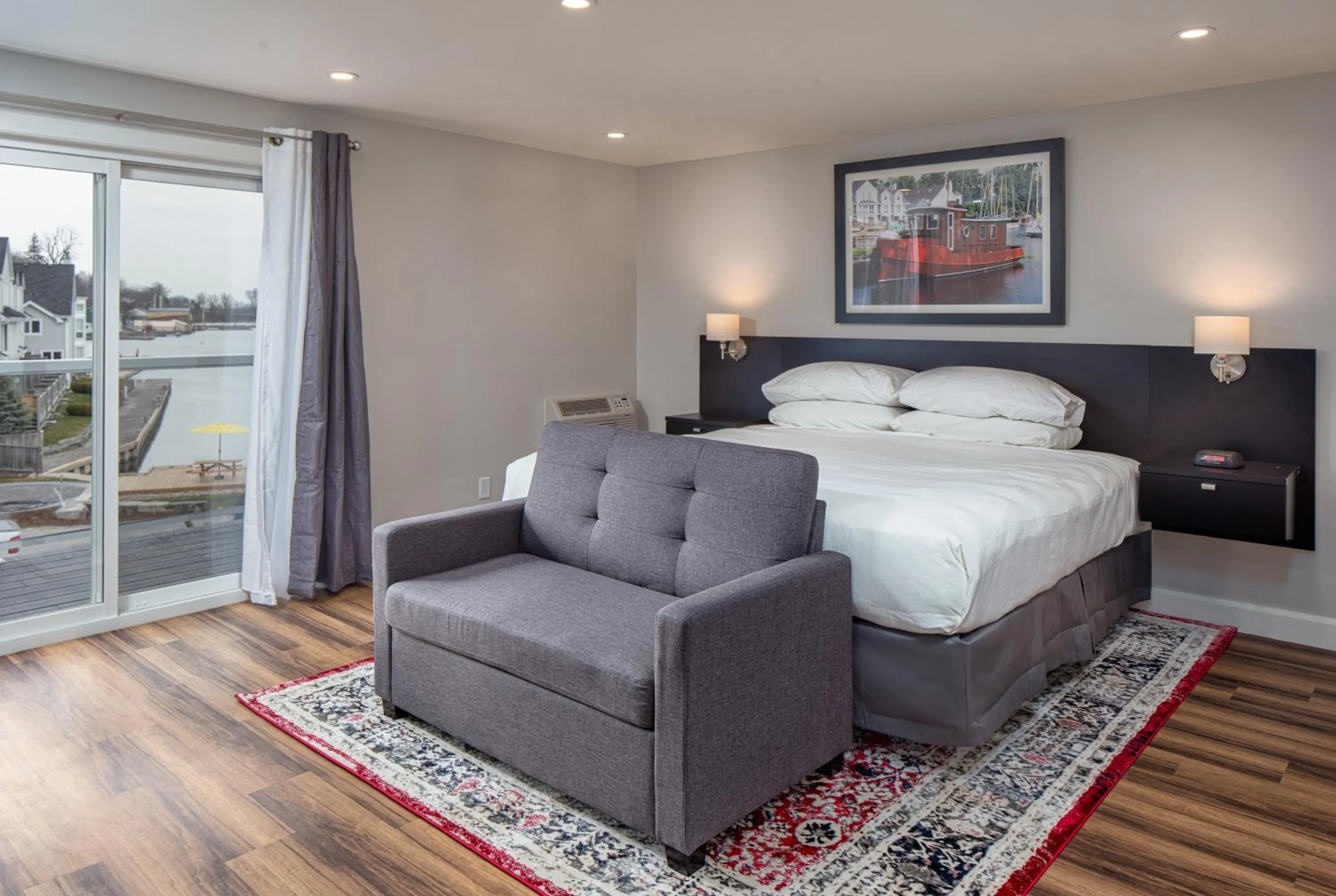 Picton Harbour Inn