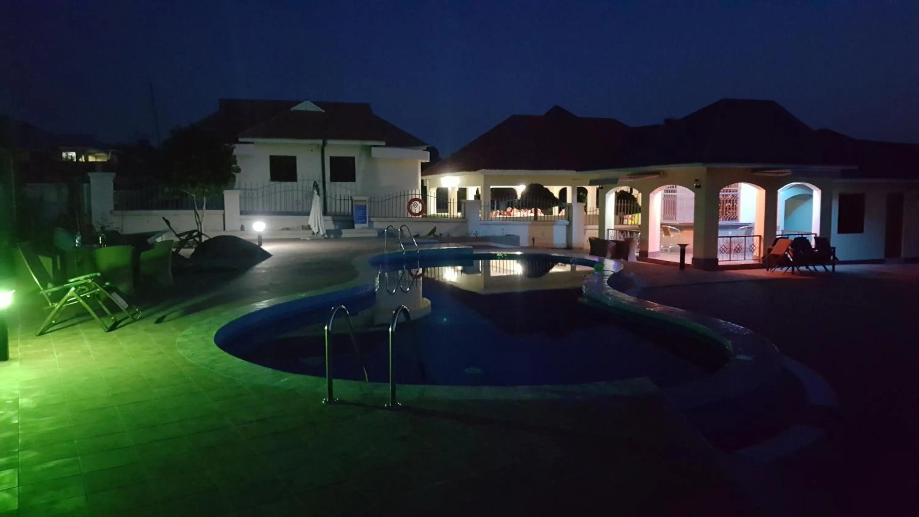 Night in The Lahe Hotels