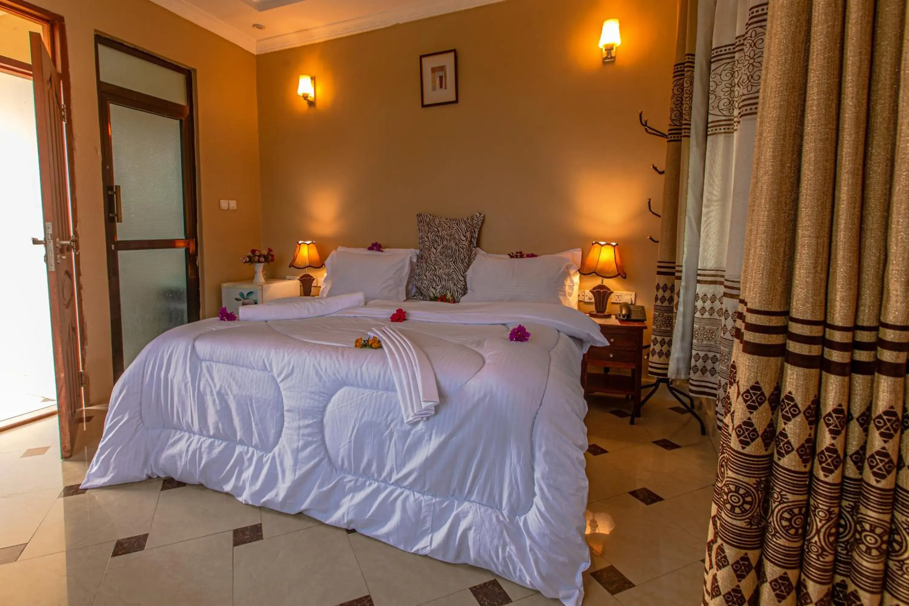 Queen Room with Garden View in The Lahe Hotels Queen Room with Garden View in The Lahe Hotels