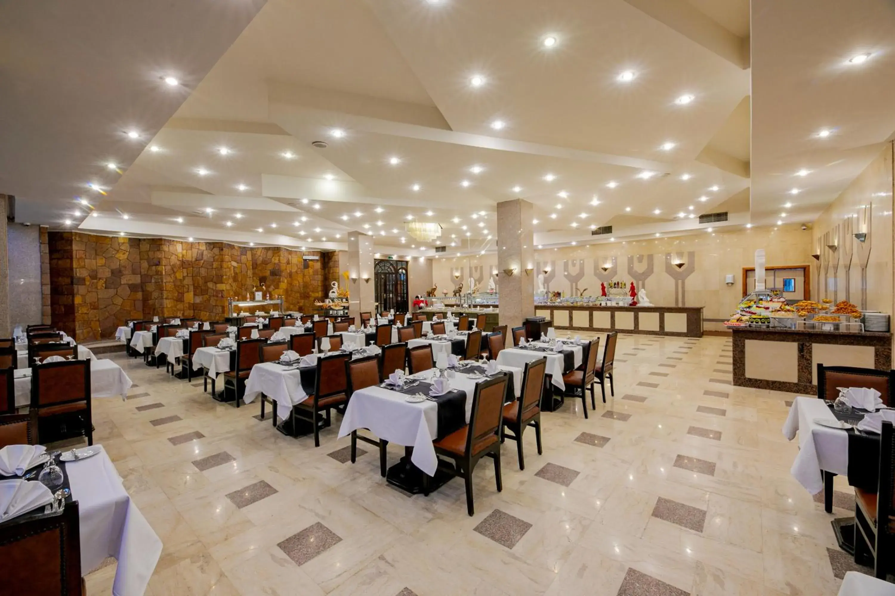 Restaurant/places to eat in Marlin Inn Azur Resort Restaurant/places to eat in Marlin Inn Azur Resort