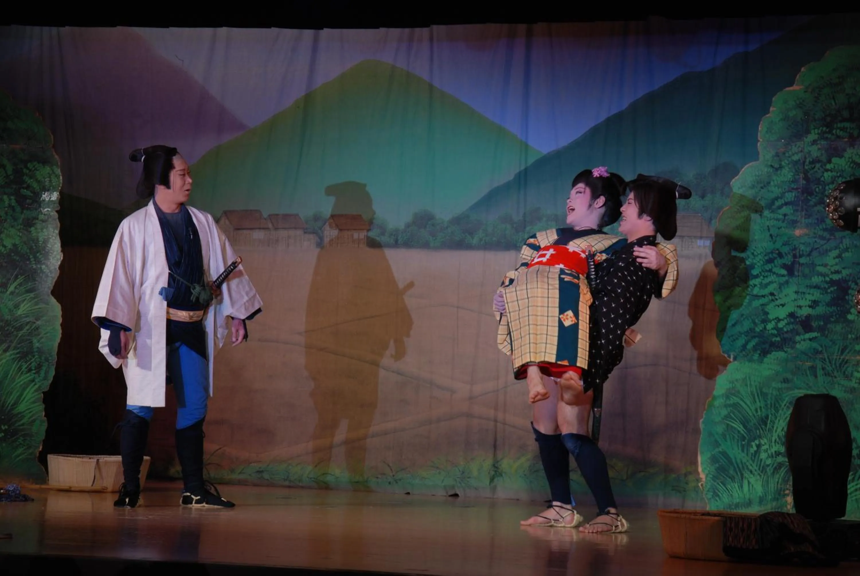 Evening entertainment in Spa&Resort Kujukuri Taiyou-no-sato