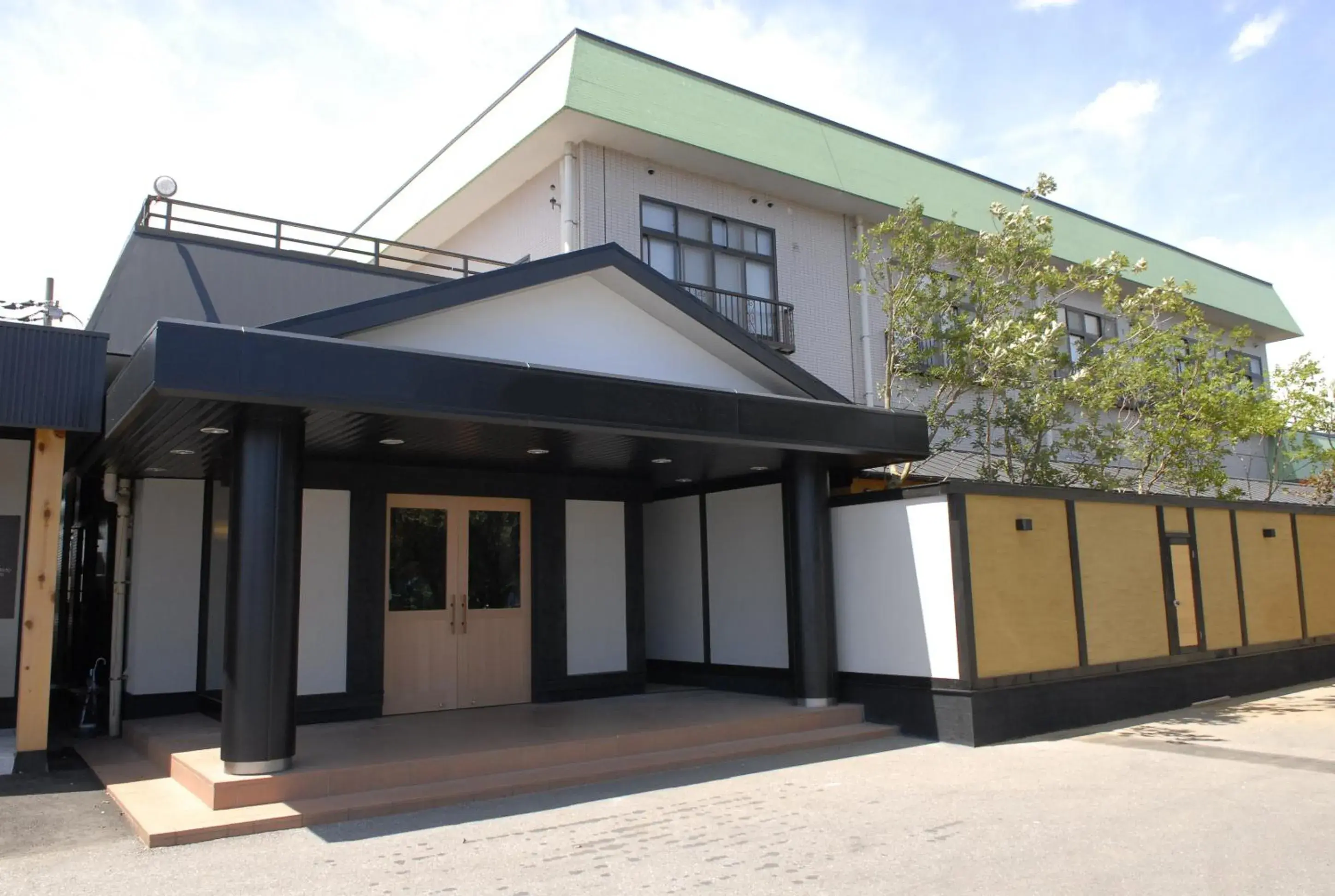 Facade/entrance in Spa&Resort Kujukuri Taiyou-no-sato Facade/entrance in Spa&Resort Kujukuri Taiyou-no-sato