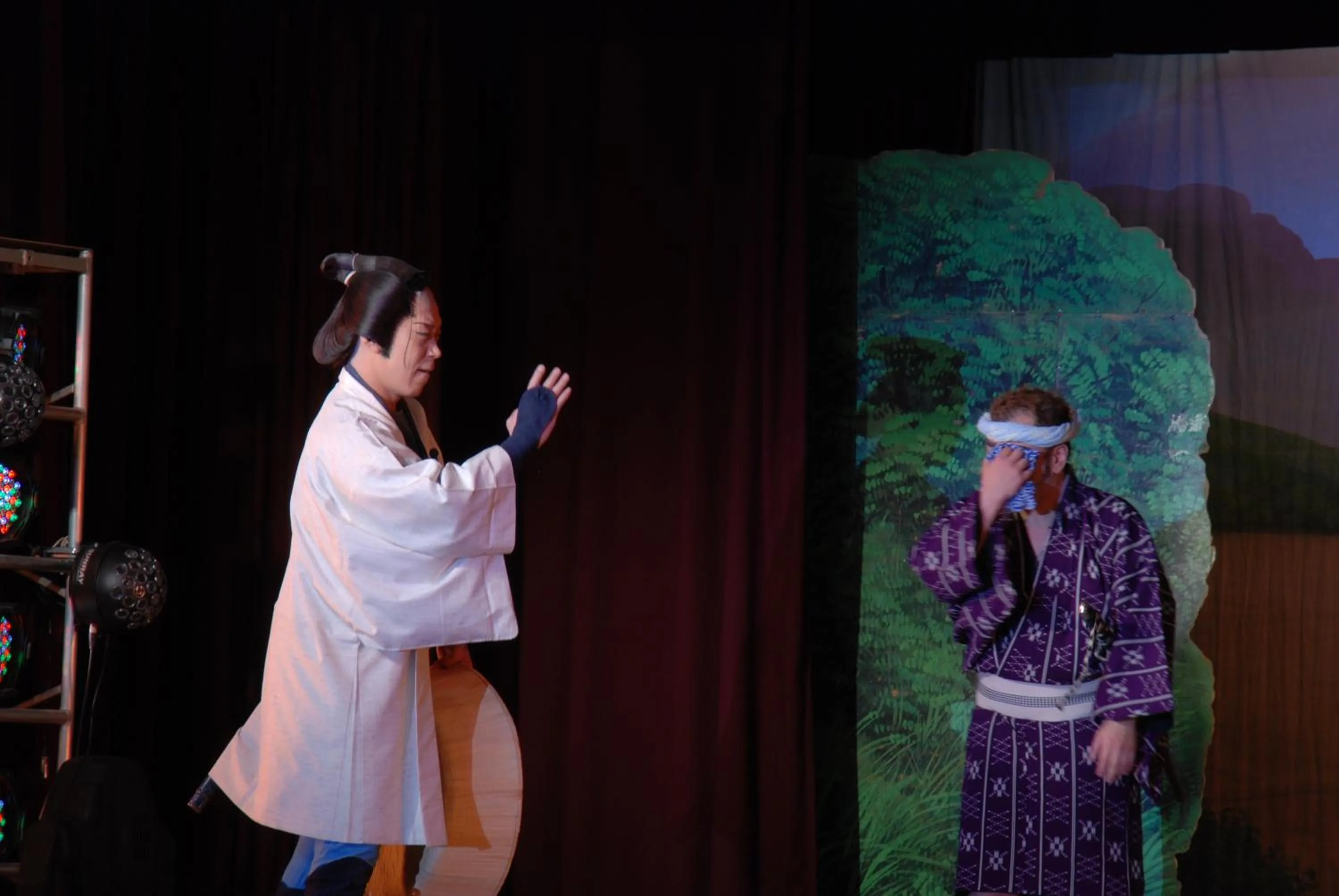 Evening entertainment in Spa&Resort Kujukuri Taiyou-no-sato