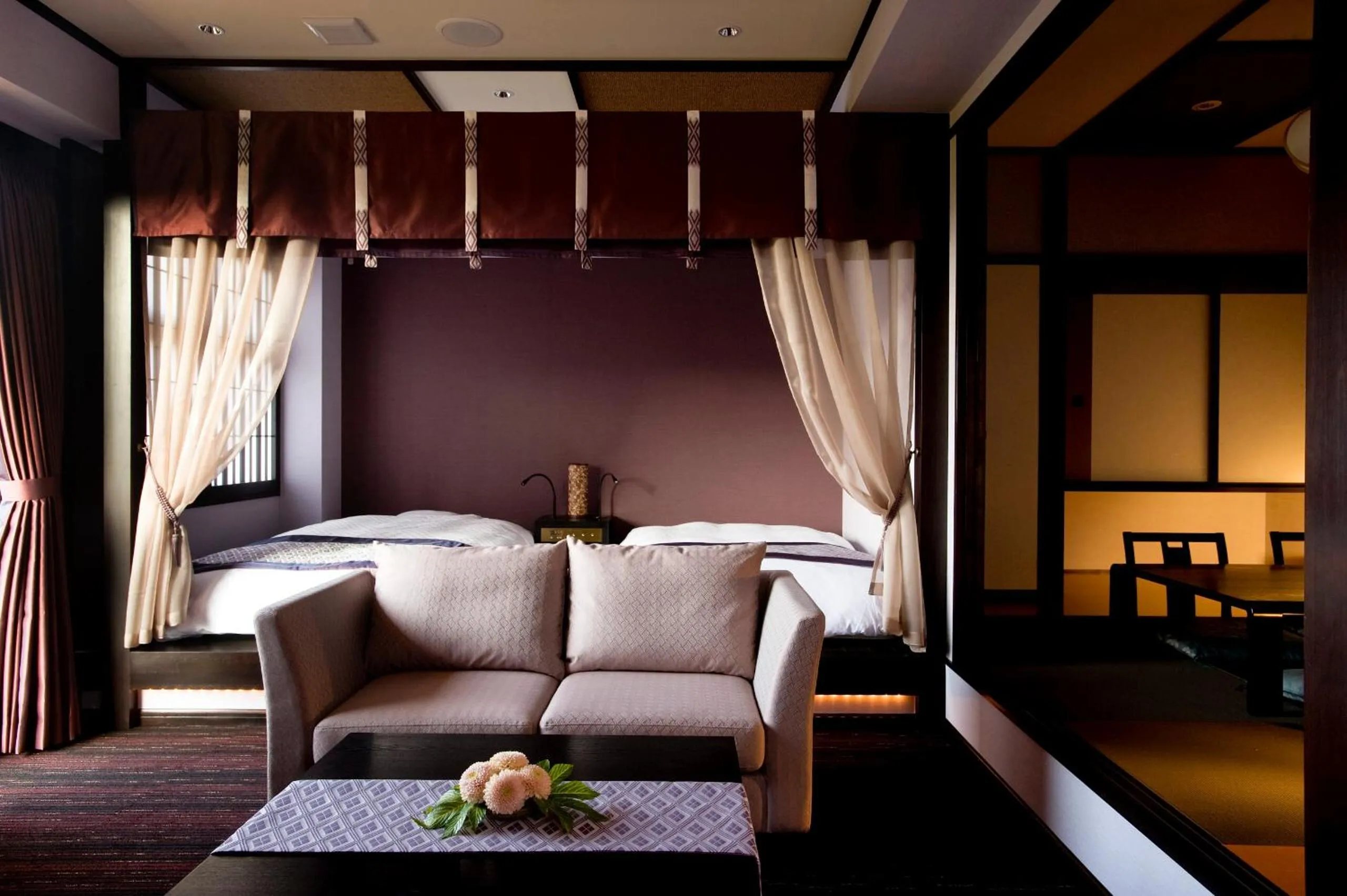 Living room, Bed in Saiou no Miya