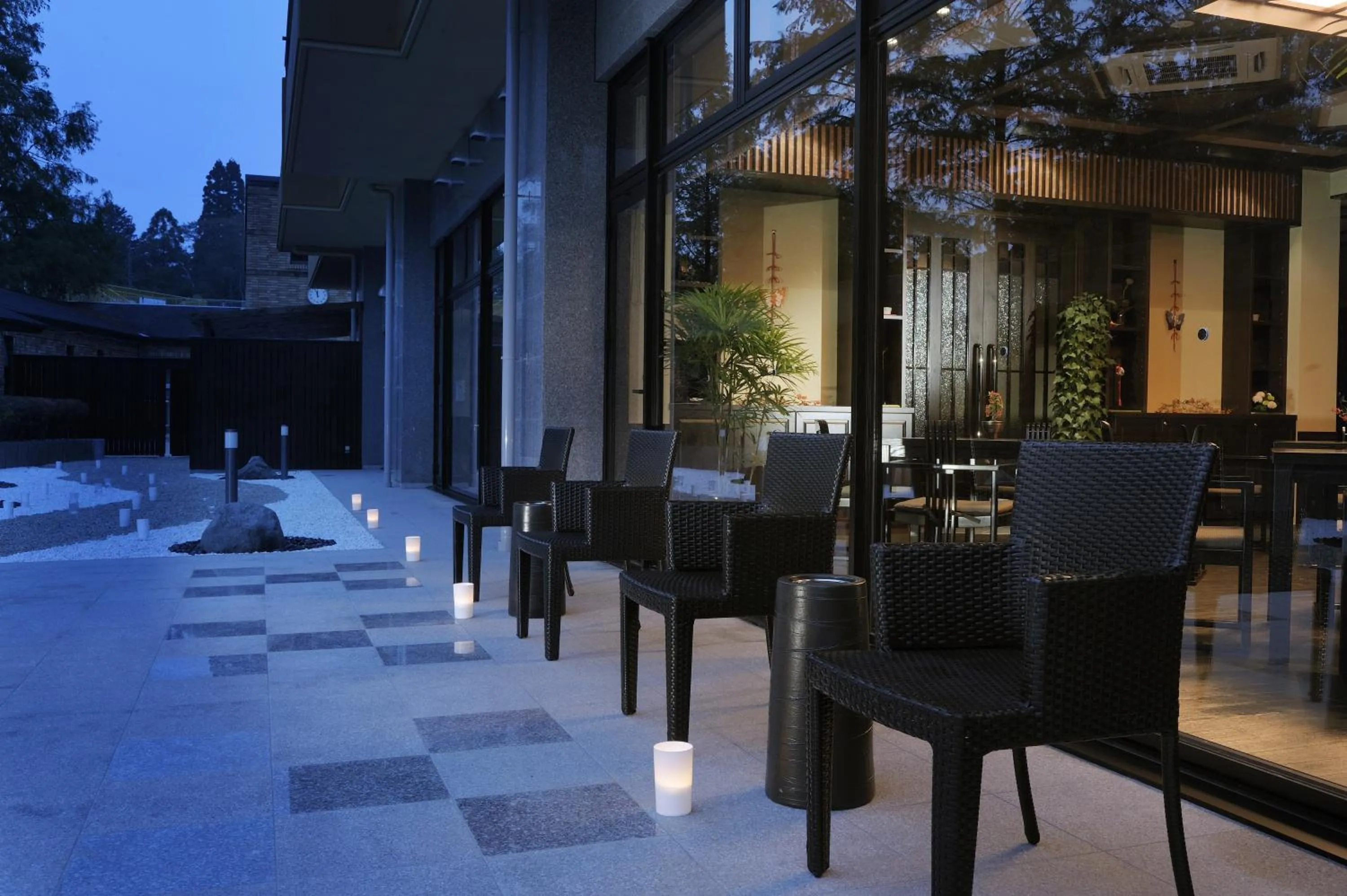 Area and facilities in Saiou no Miya