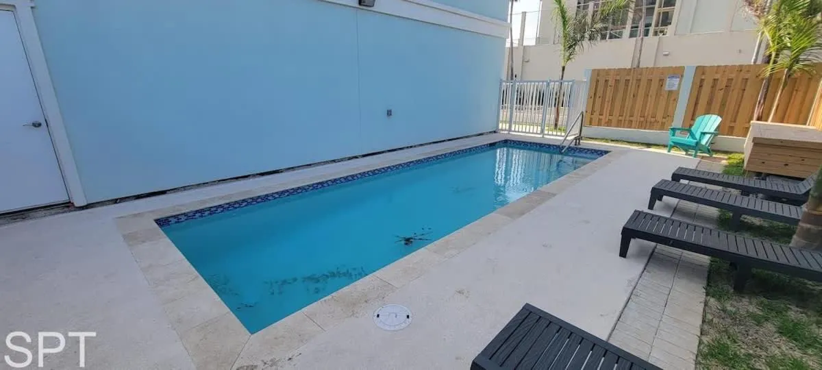 Villas de Laguna 4