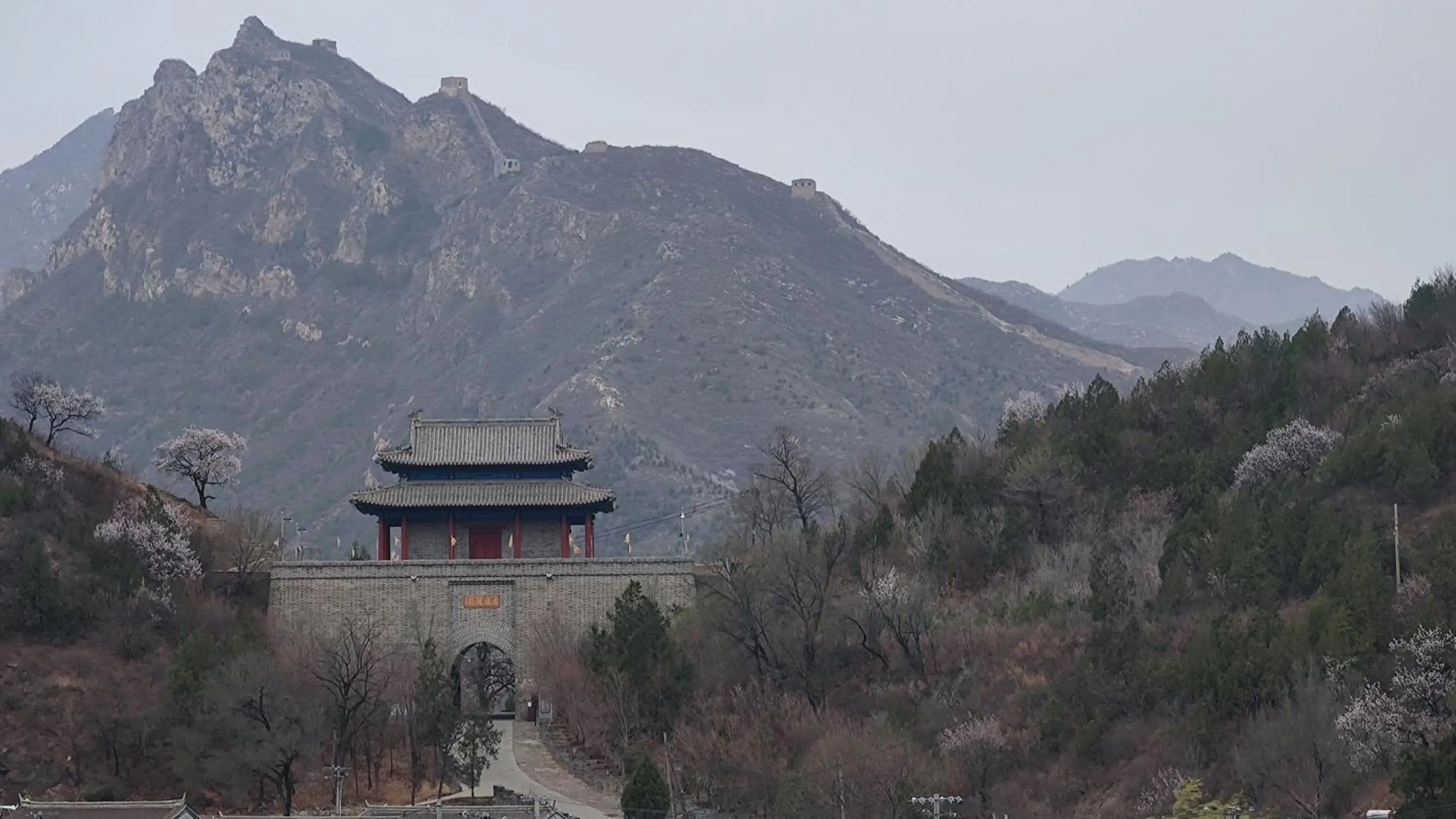 Nearby landmark in Gubeikou Great Wall Chengtaoxiaozhu Boutique Homestay