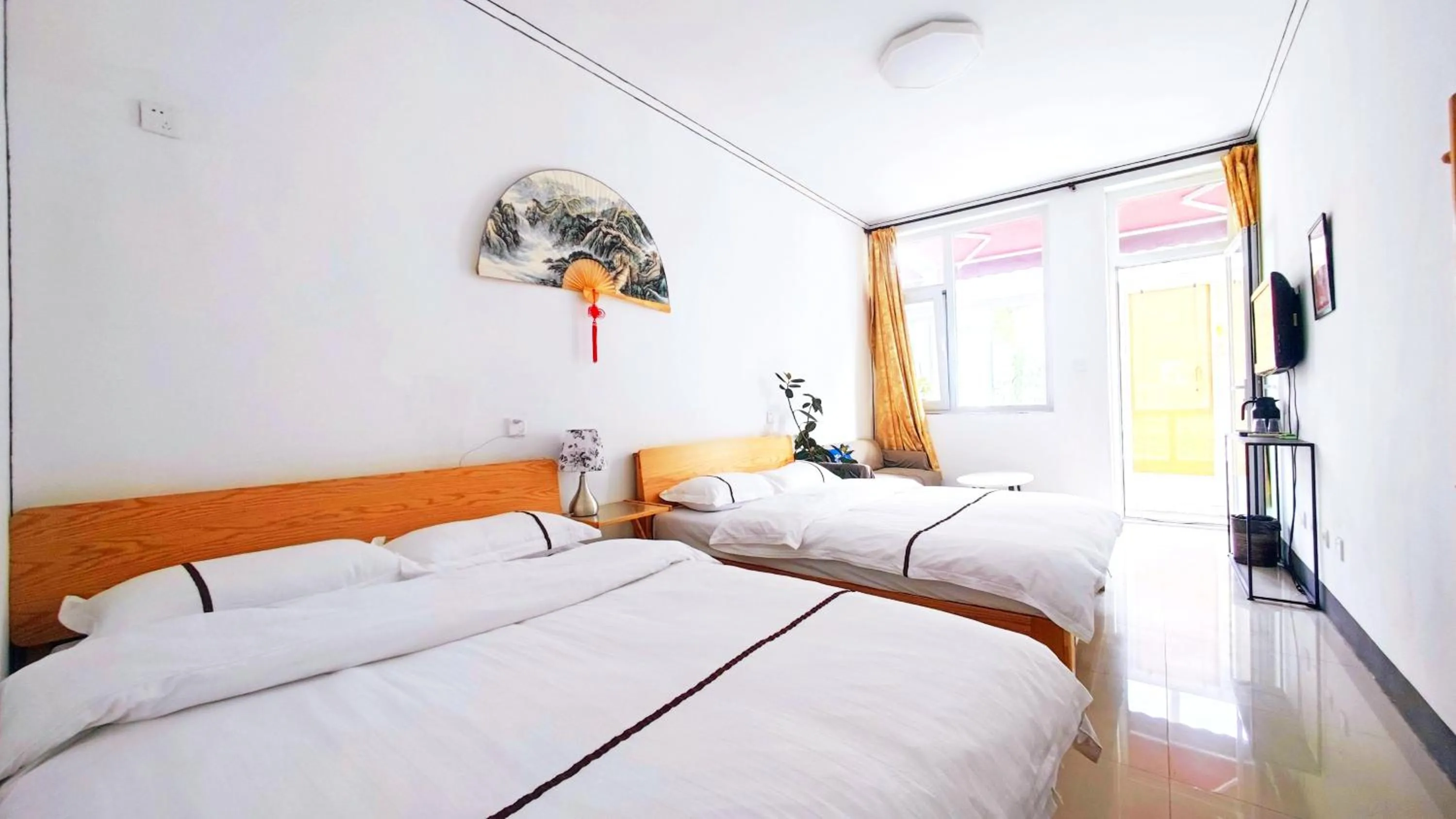 Photo of the whole room, Bed in Gubeikou Great Wall Chengtaoxiaozhu Boutique Homestay