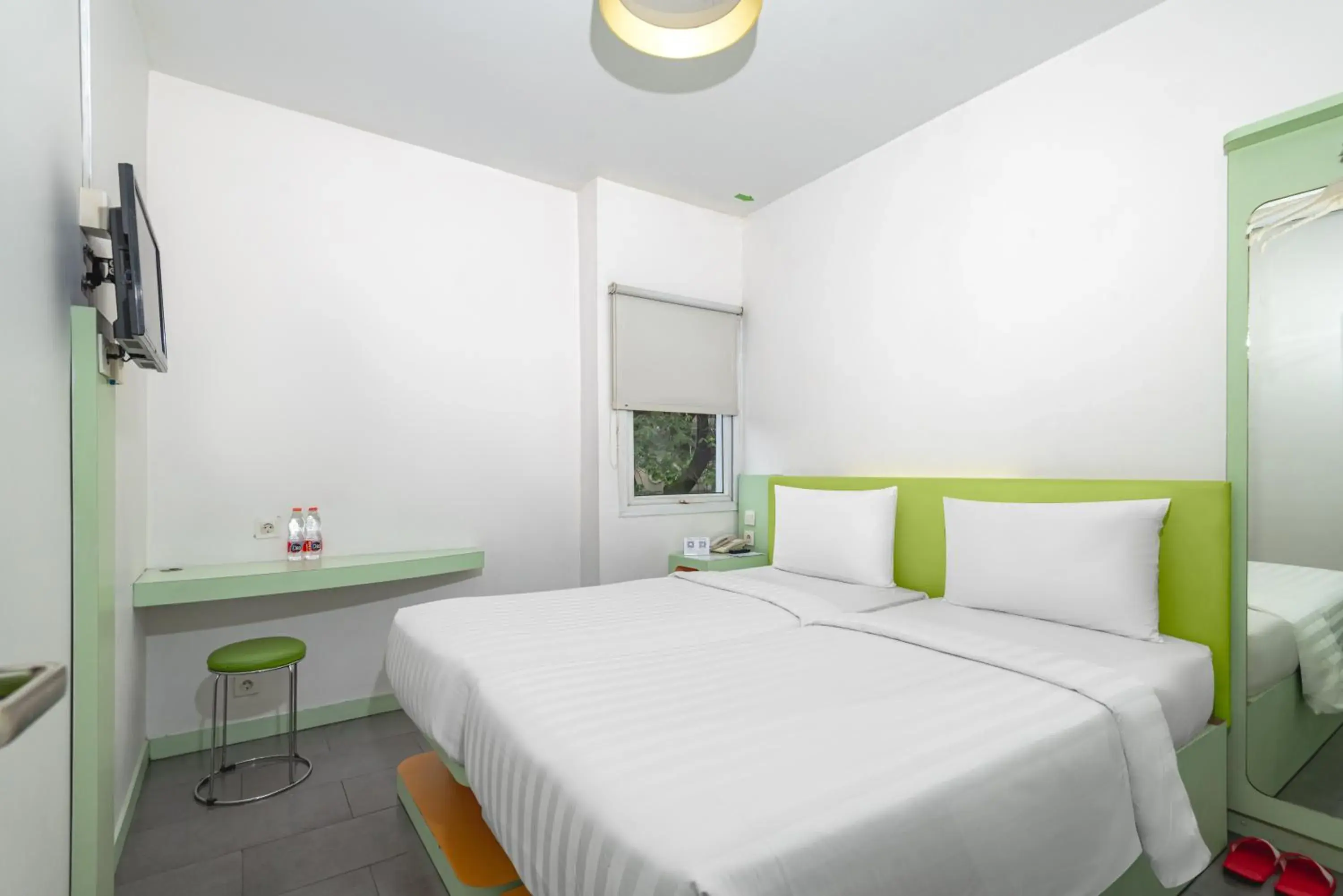 Bed in Swift Inn Aeropolis Airport Bed in Swift Inn Aeropolis Airport