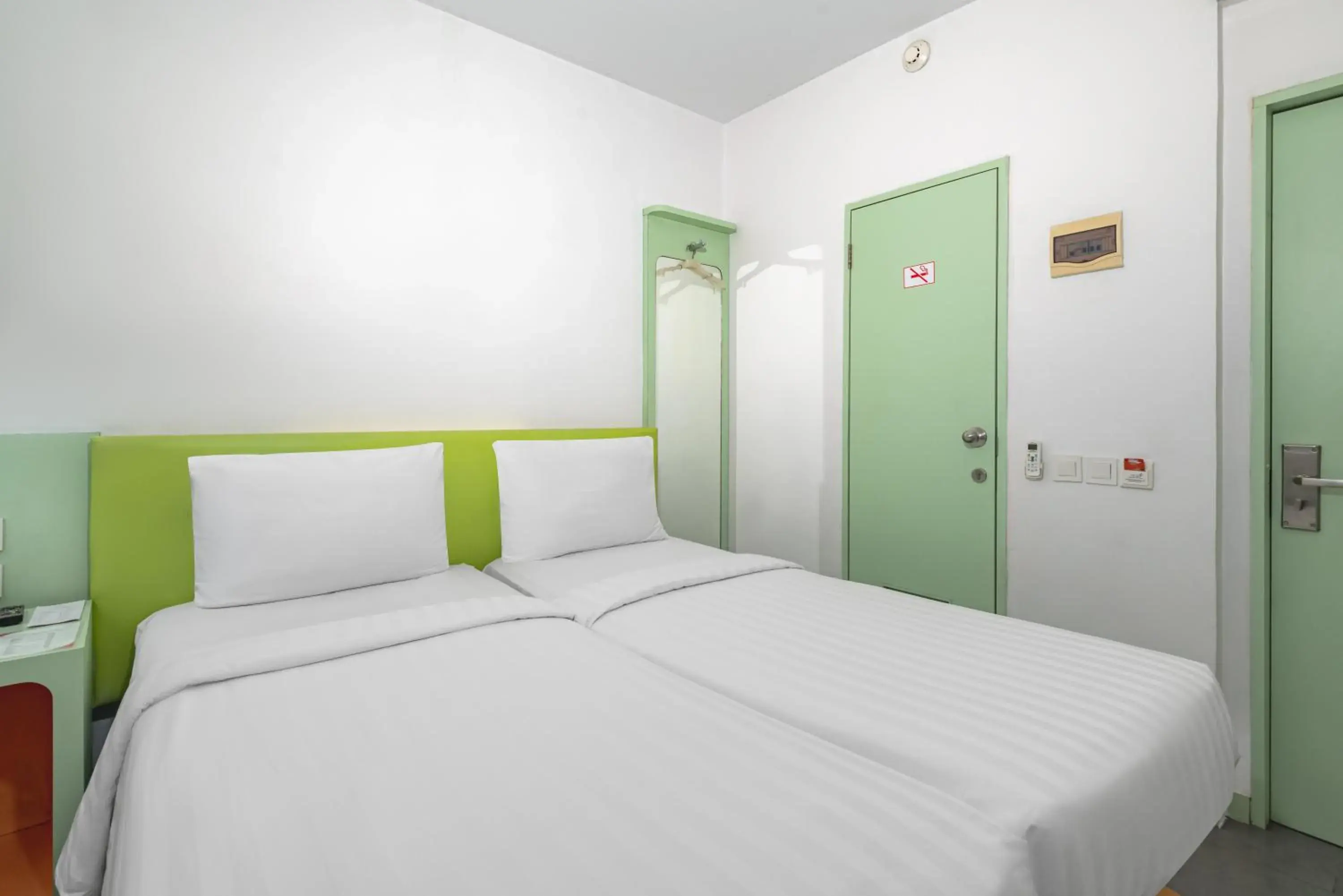 Bed in Swift Inn Aeropolis Airport Bed in Swift Inn Aeropolis Airport