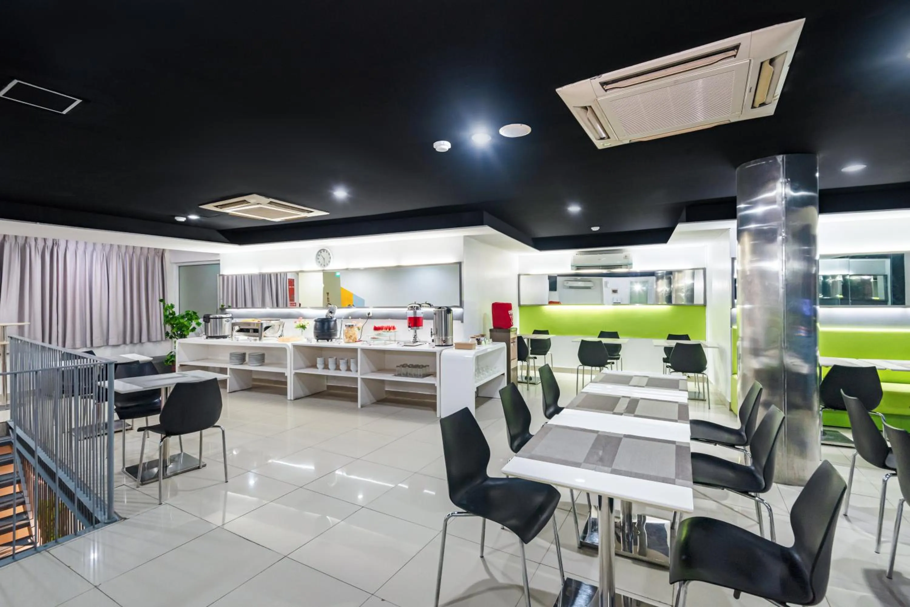 Swift Inn Aeropolis Airport