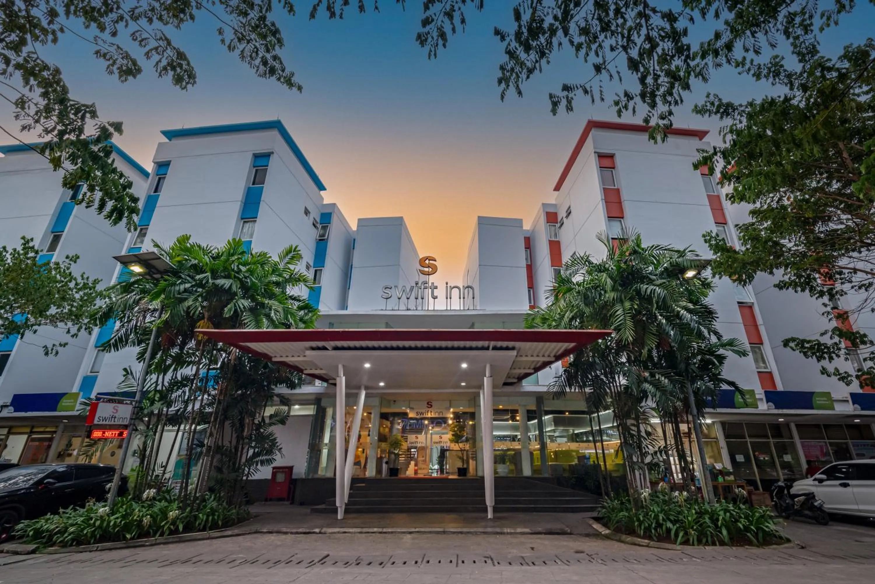 Facade/entrance in Swift Inn Aeropolis Airport