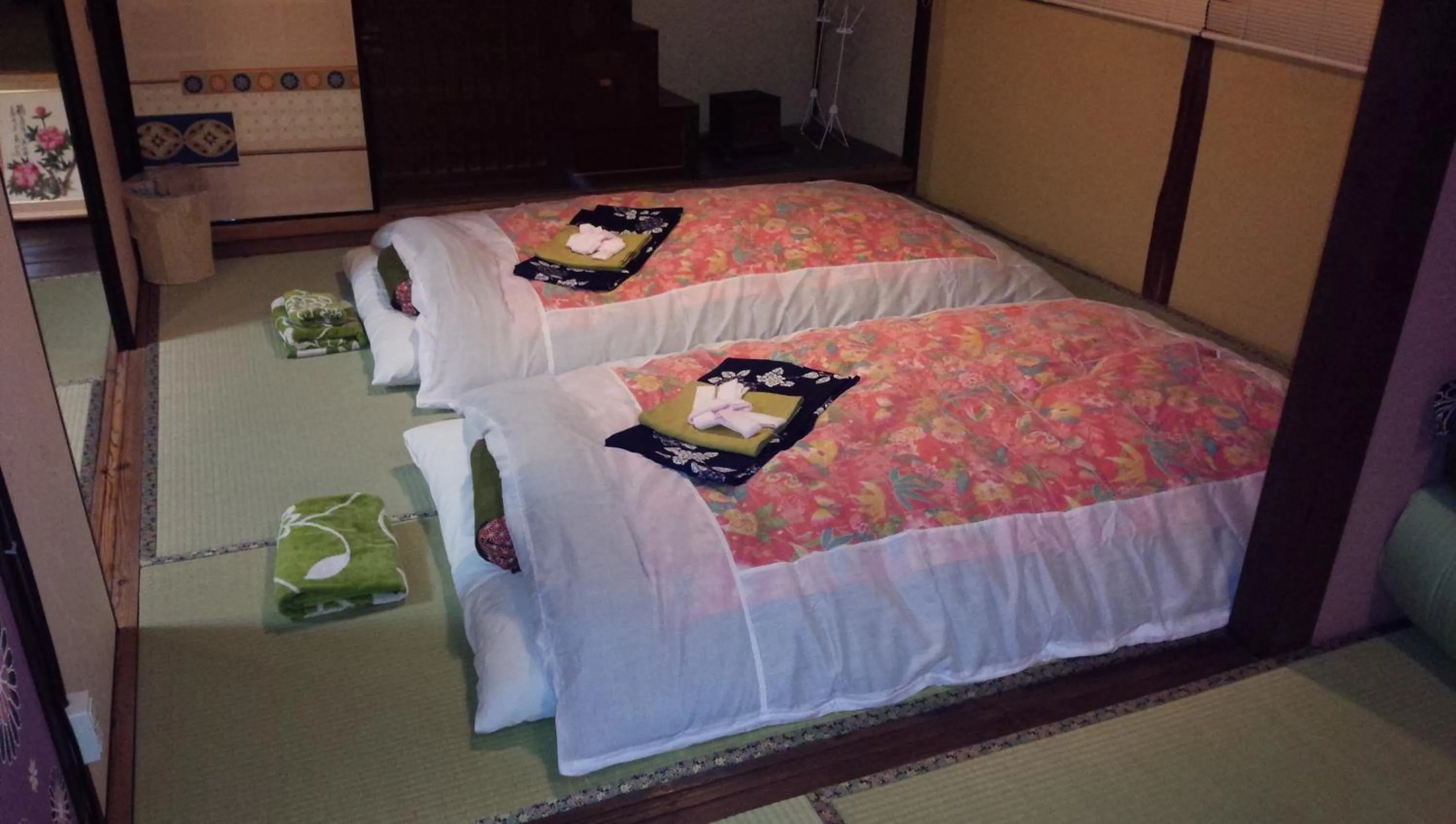 Bed in Female-Only Guesthouse Tomari-ya