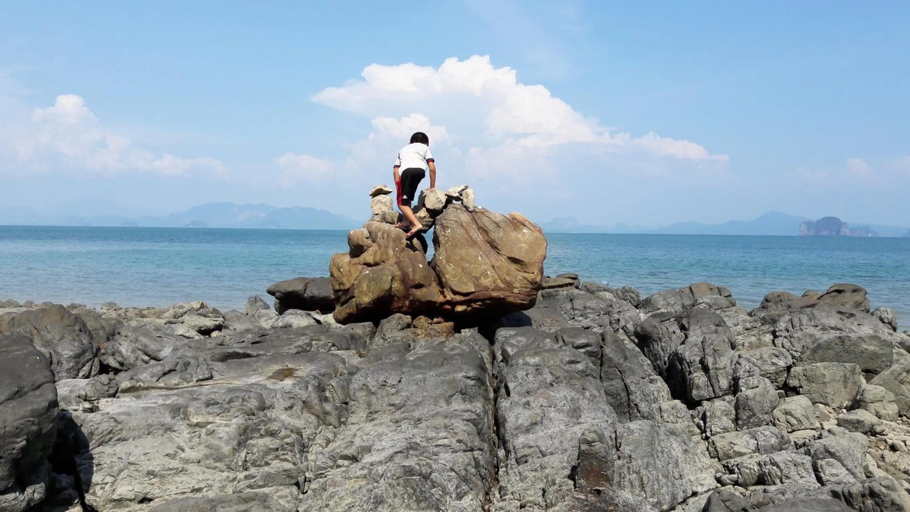 Sea view in Suntisook Resort