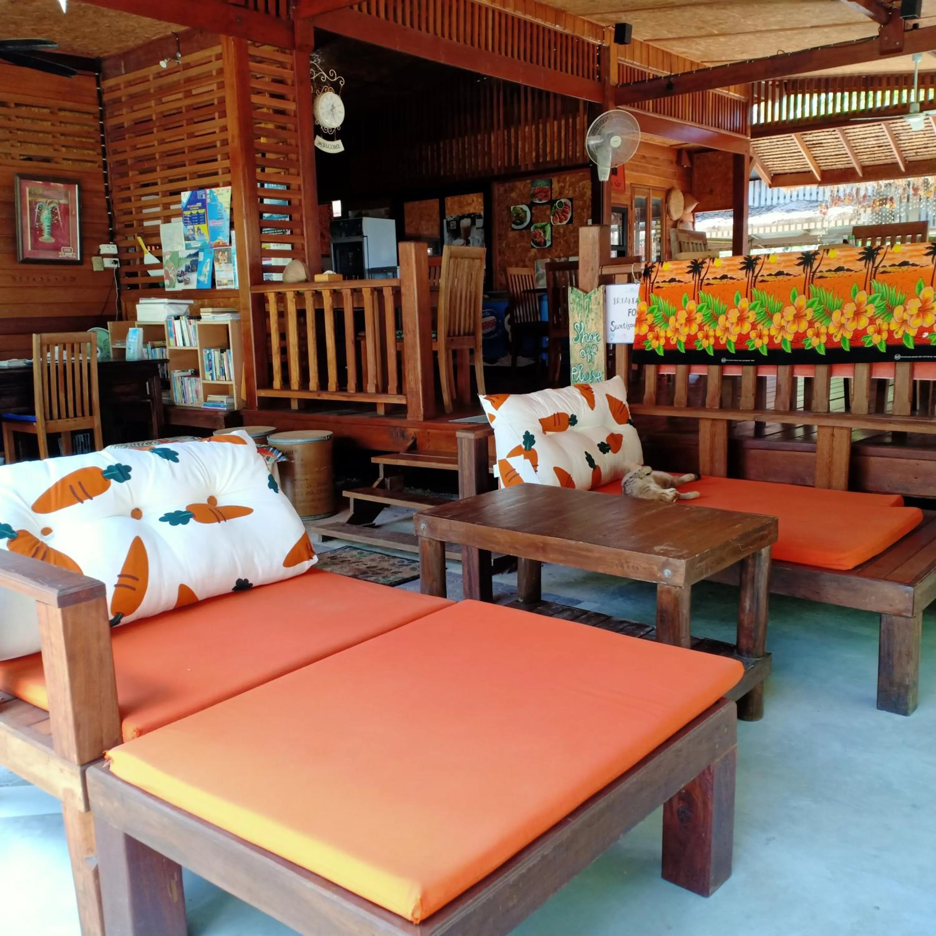 Seating area in Suntisook Resort