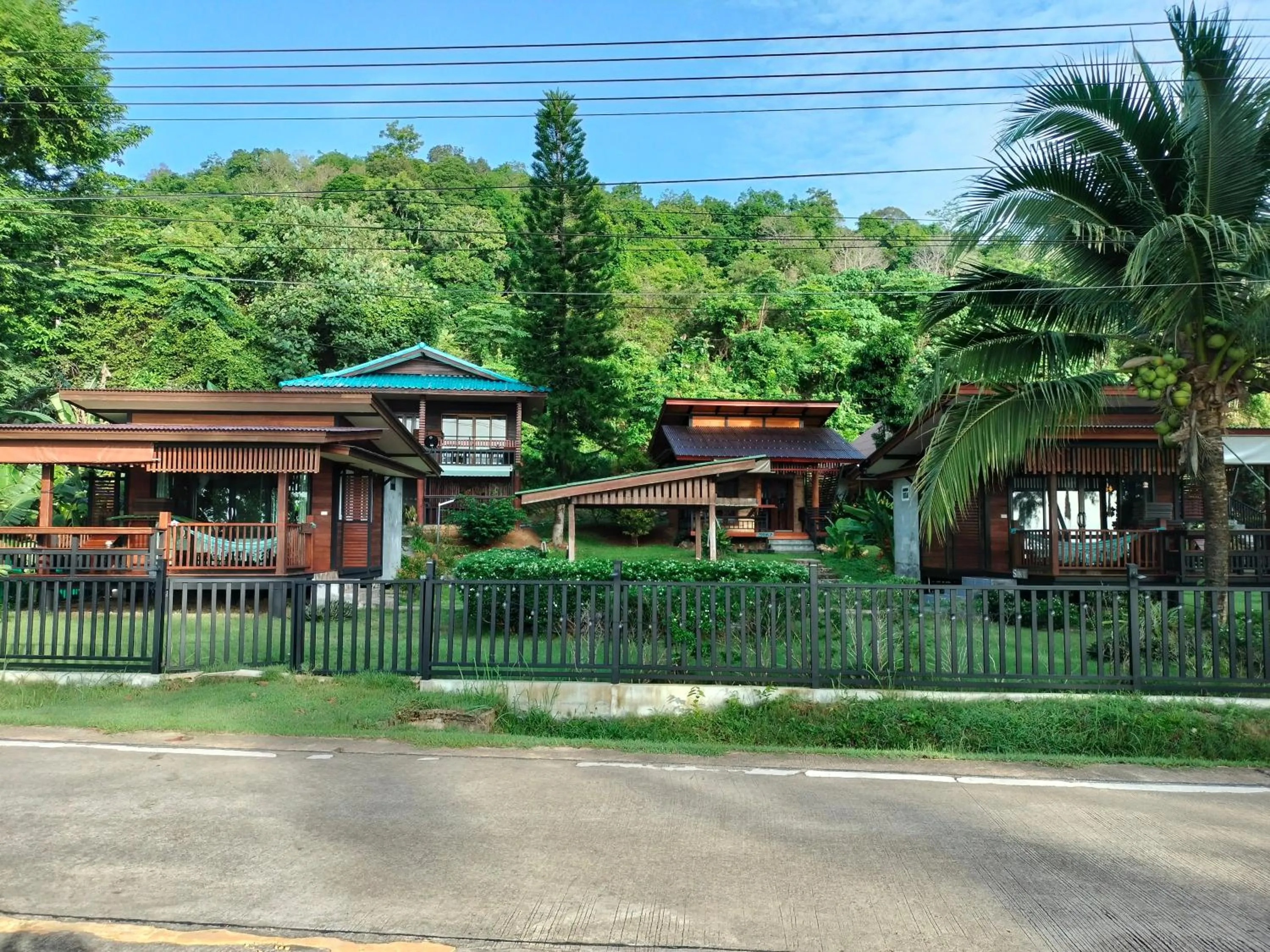 Property building in Suntisook Resort