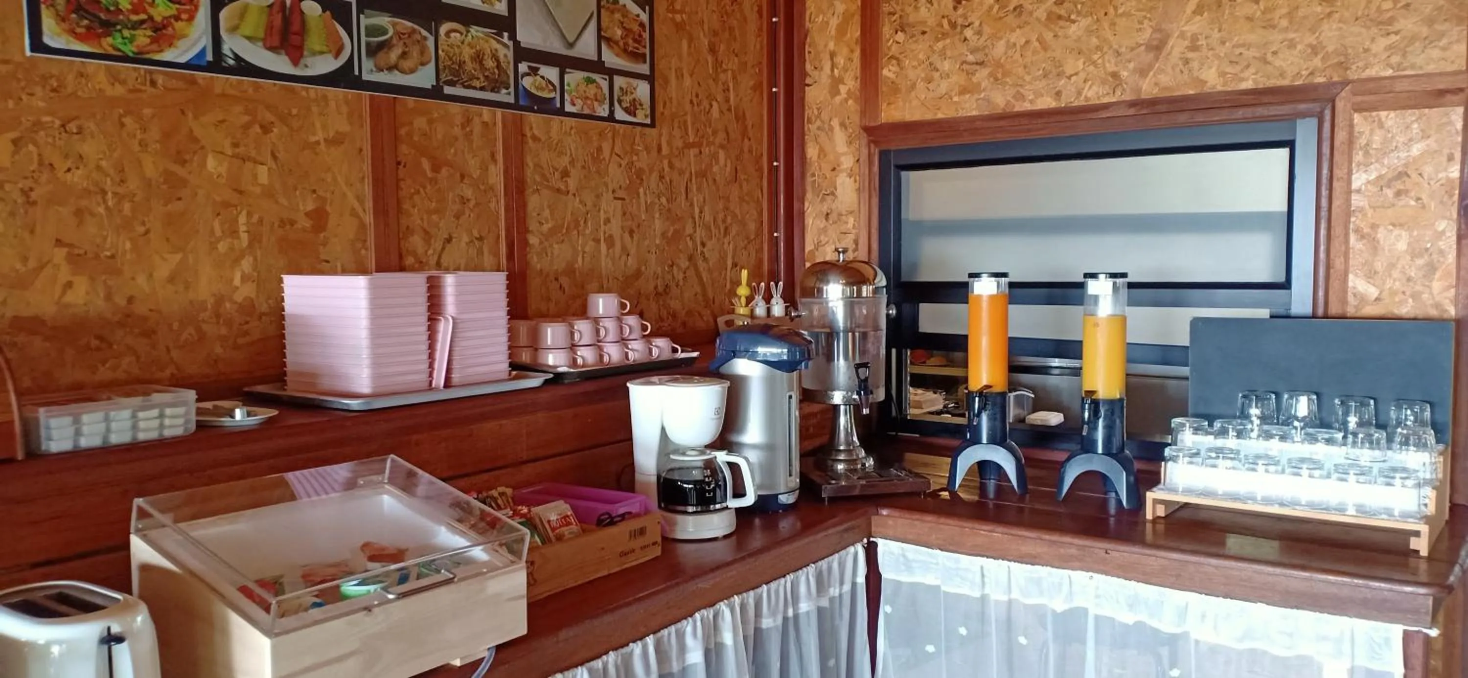 Dining area in Suntisook Resort