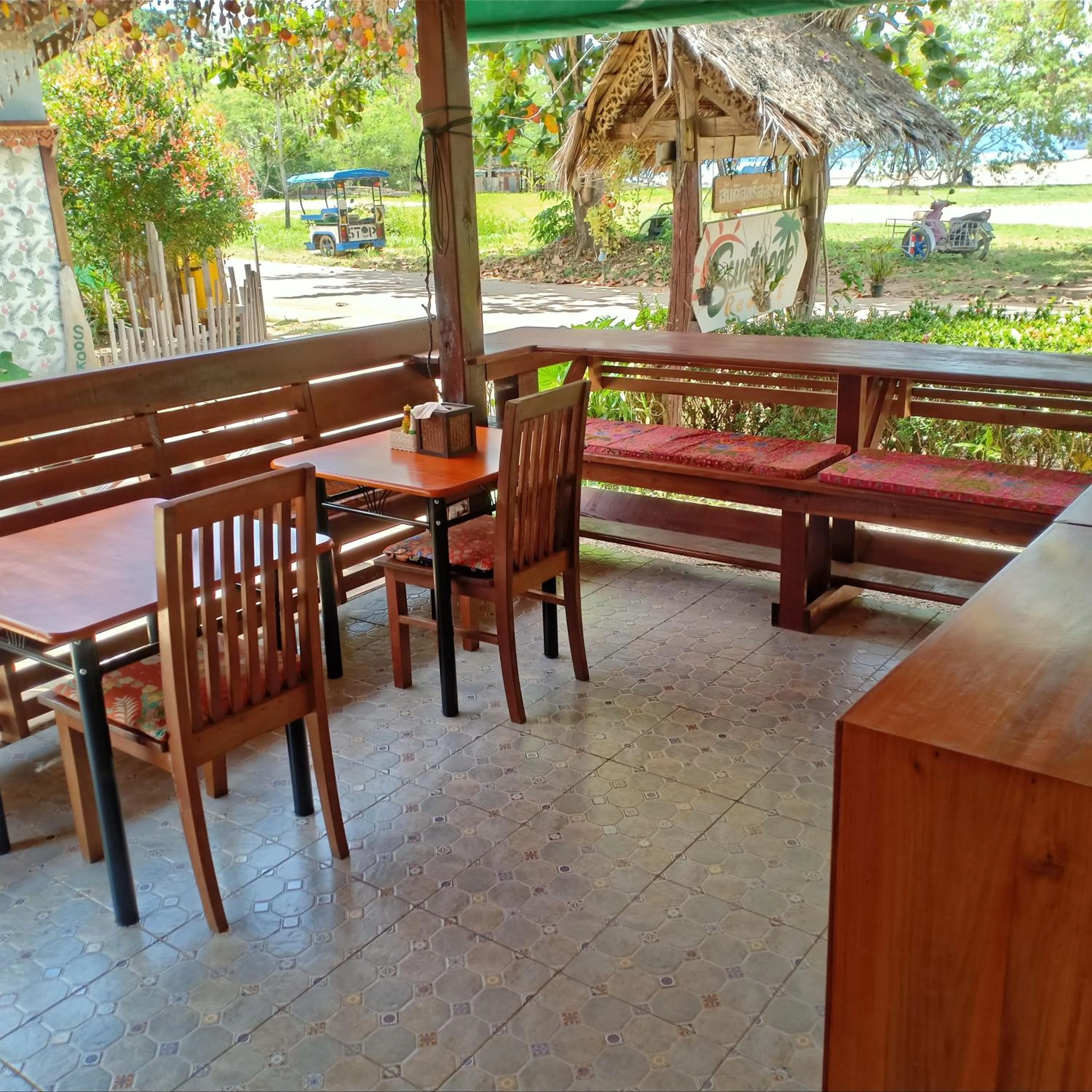 Dining area in Suntisook Resort