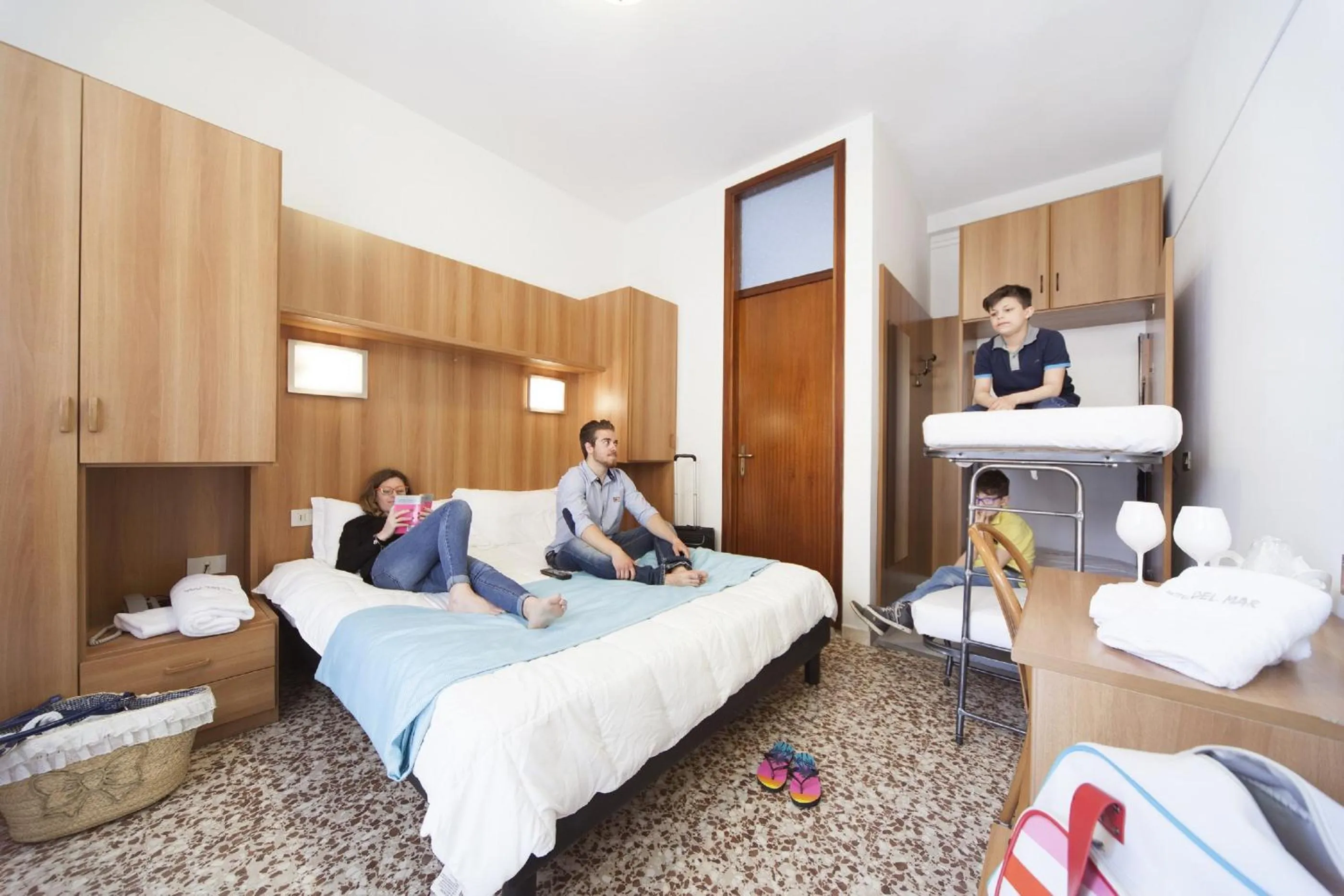 bunk bed, Bed in Hotel del Mar