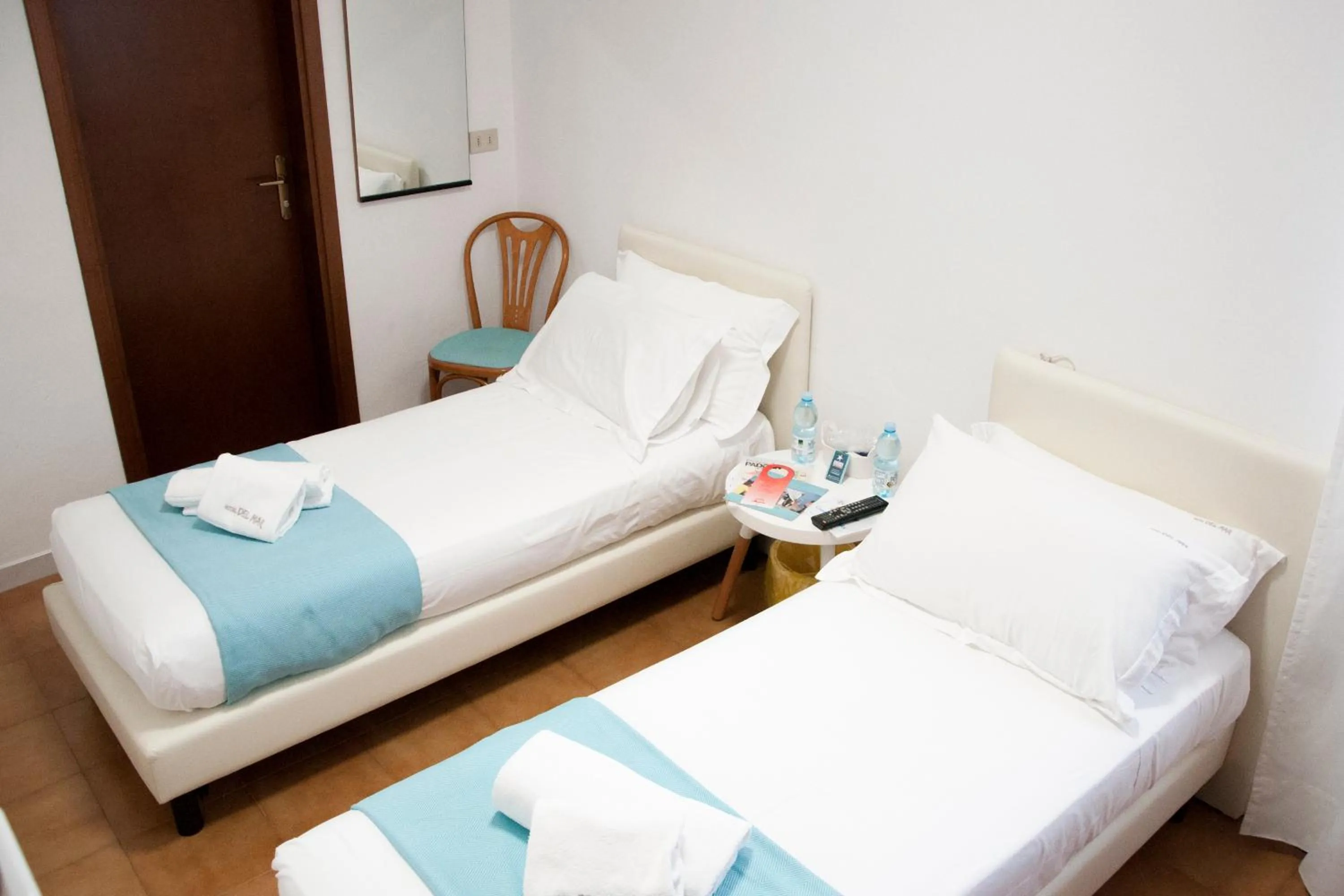 Bed in Hotel del Mar