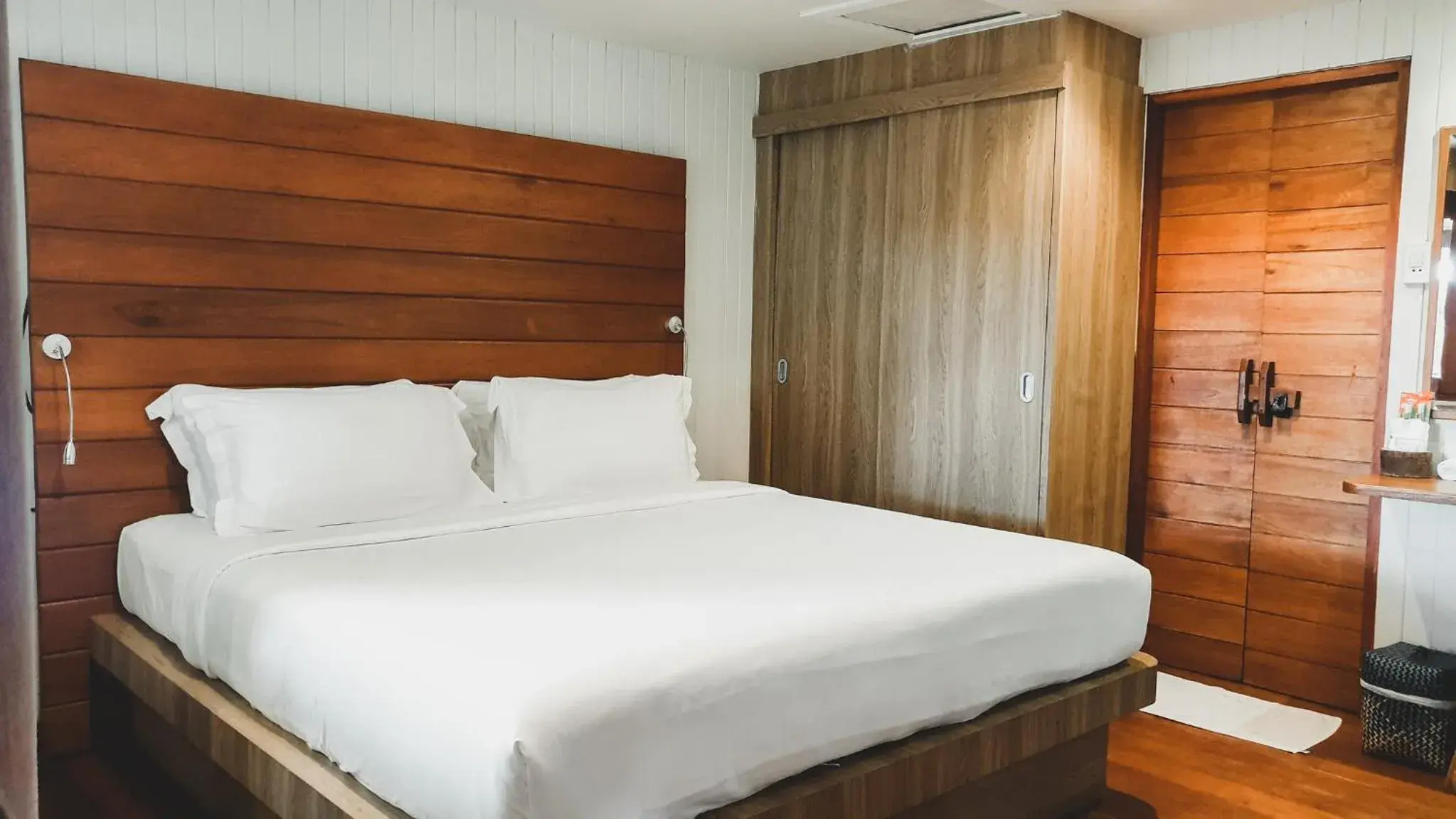 Bed in The Cliff Lipe Bed in The Cliff Lipe