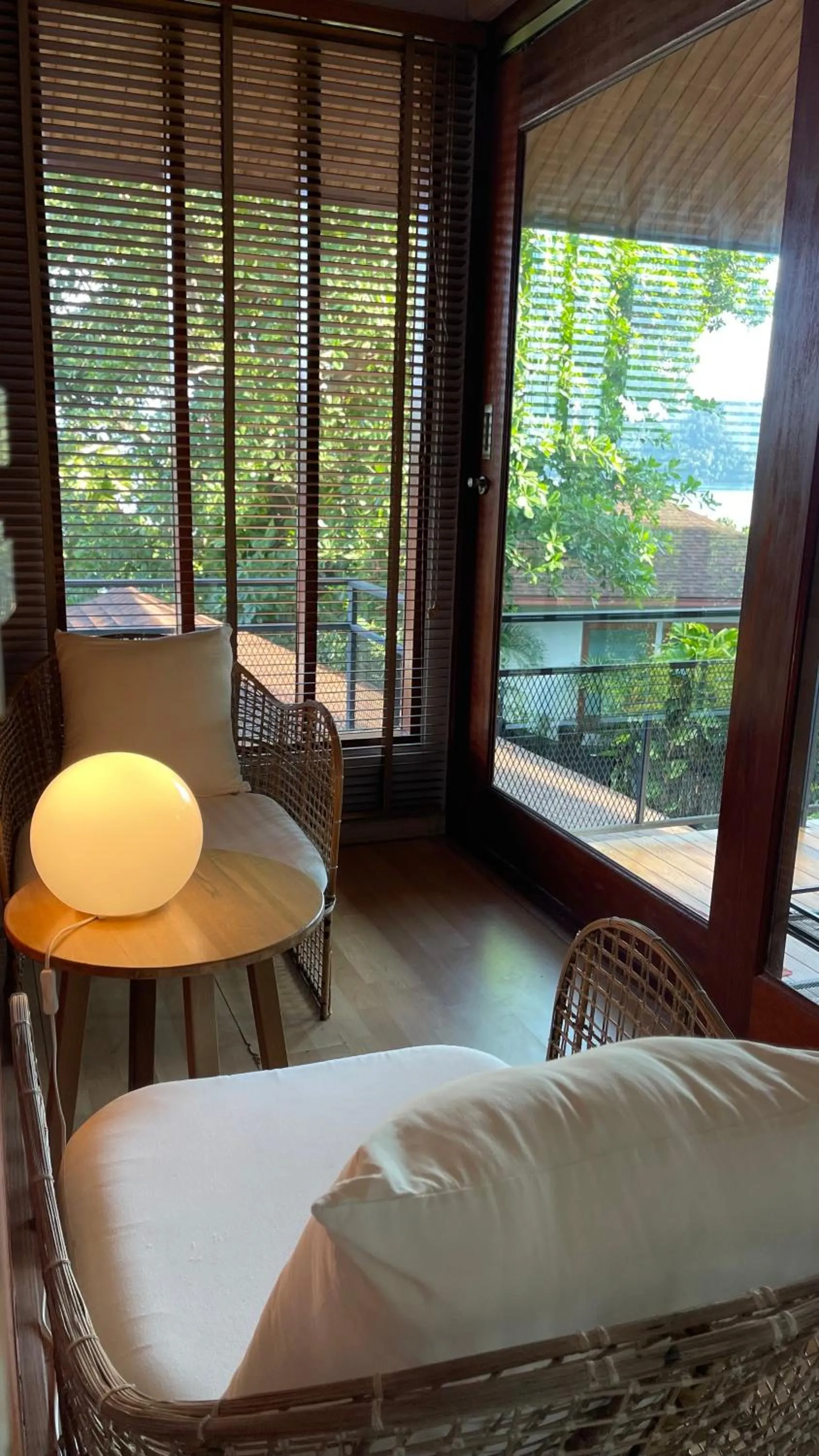 Bed in The Cliff Lipe