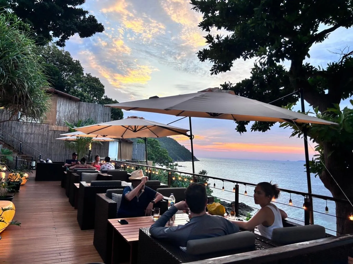 Restaurant/places to eat in The Cliff Lipe